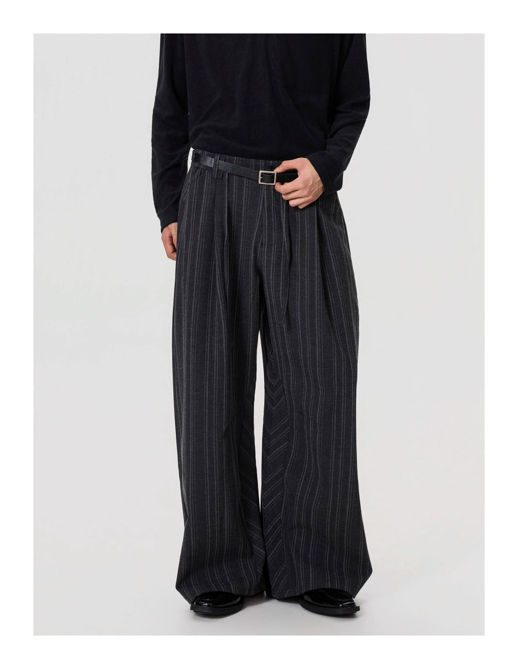 BTSG Slack Striped Lace-Up Pants