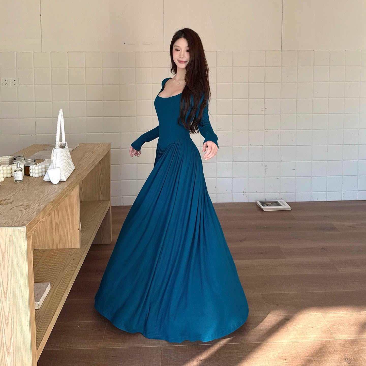 Instunning Retro Square Collar Temperament Waist Skirt