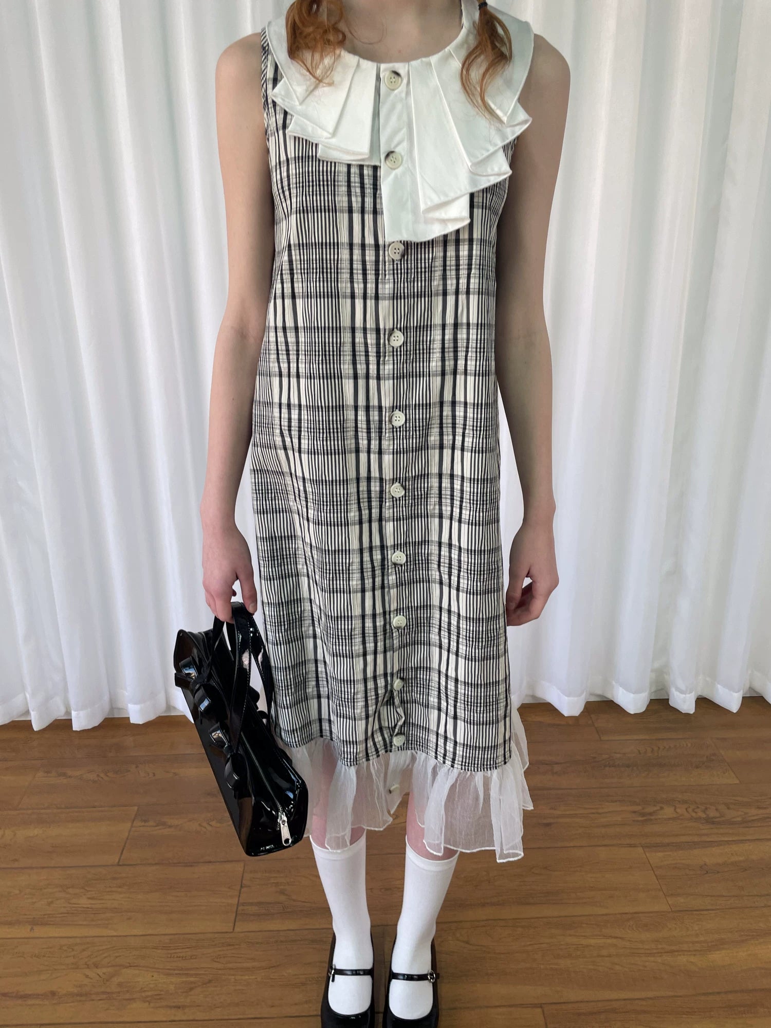 Loosesmell Pleated Neck Plaid Sleeveless Dress