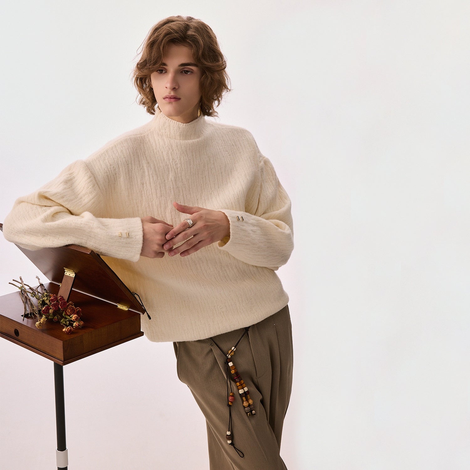 CHOR Simple Stand-up Collar Casual Knitted Sweater