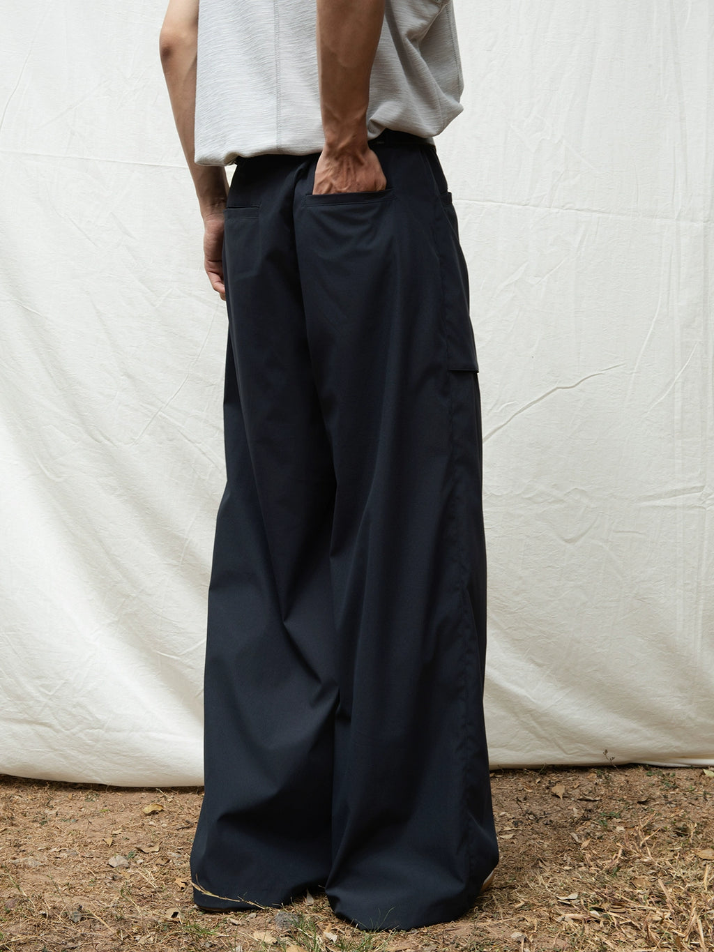 Mentmate Niche Large Pocket Silhouette Overalls