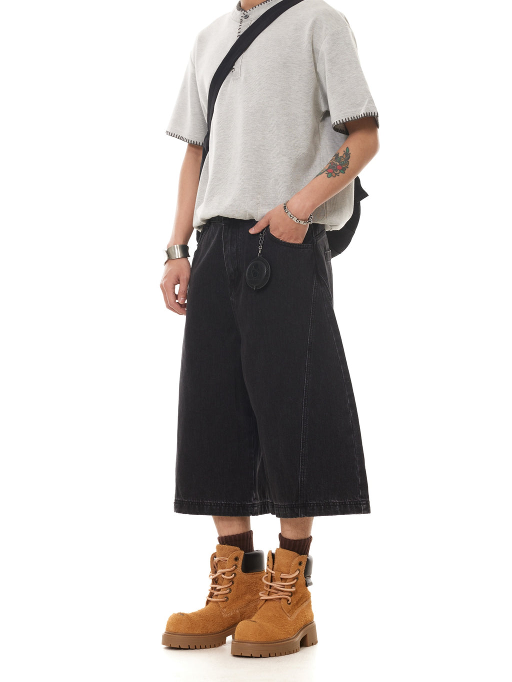 BTSG boxy washed natural black wide-leg denim shorts