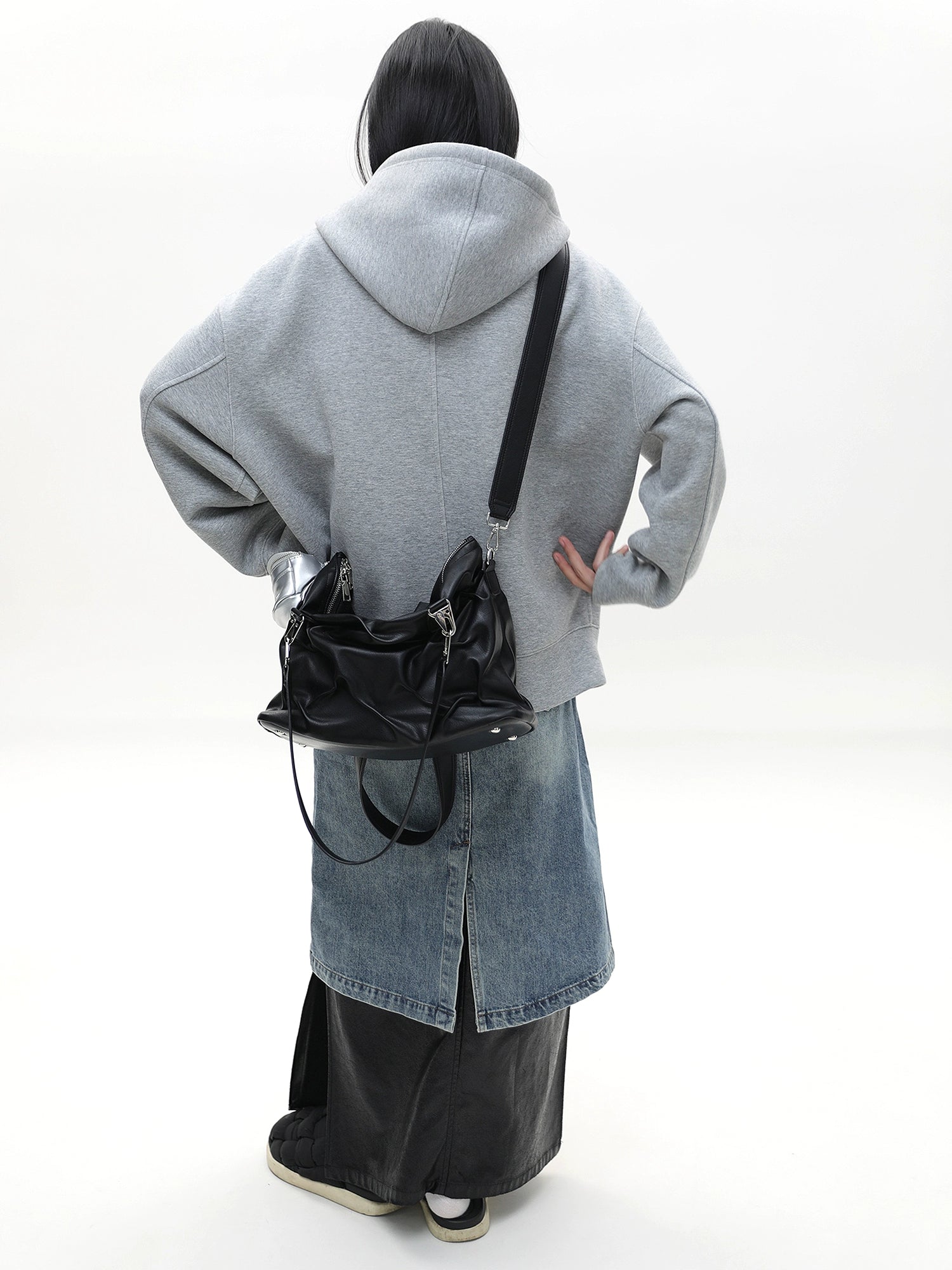 JANDRESS Pleated High-capacity Commuter Shoulder Messenger Bag