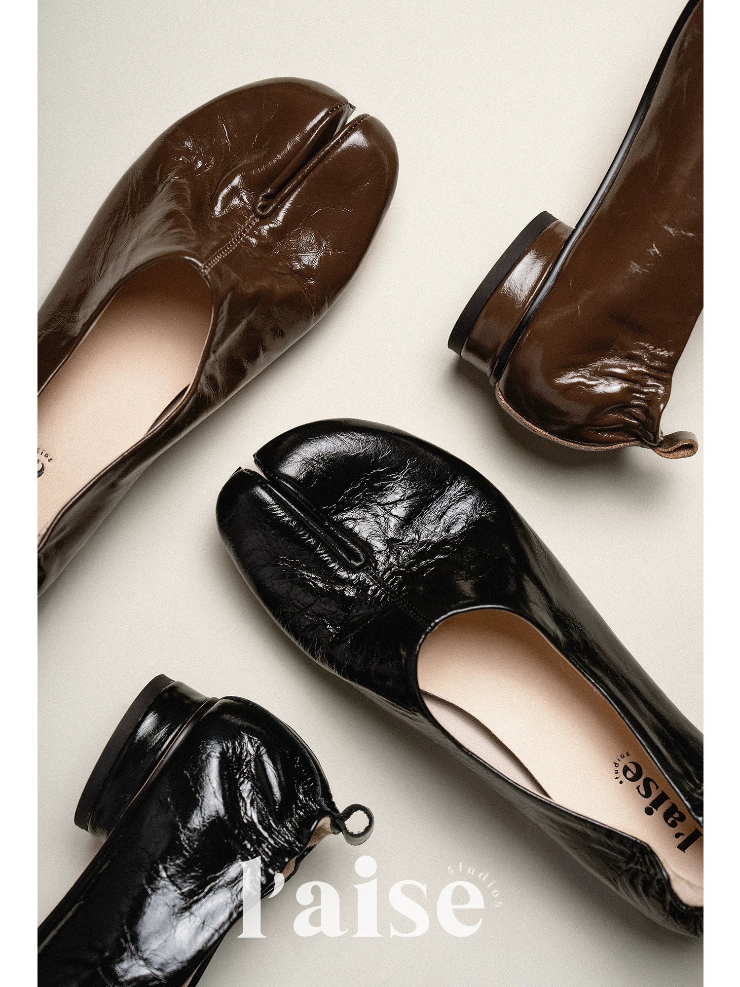 L'aise Retro Flat-toed Shoes