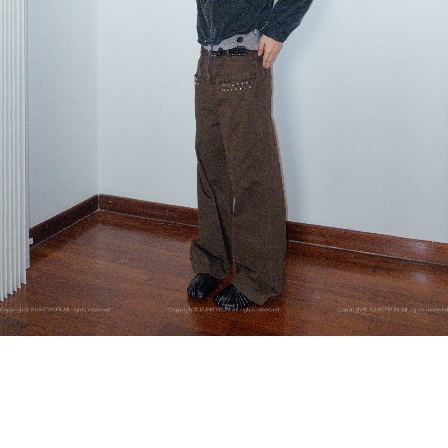 FUNKYFUN Star Rivet Trim Loose Straight Slacks