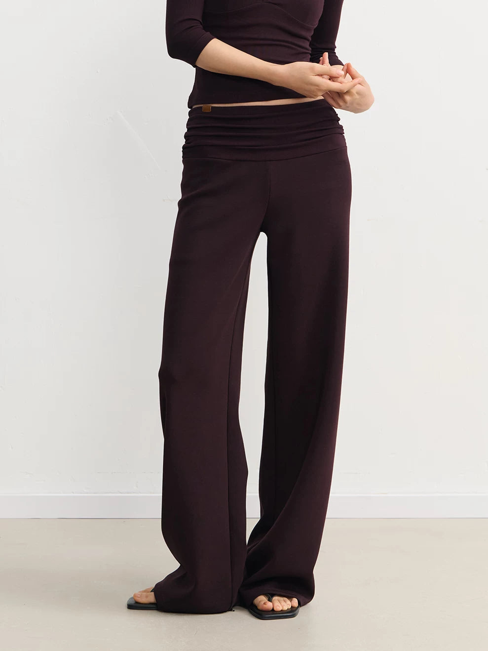 LINY LIBERTY26SS Slim-fit V-neck Micro-pull Casual Pants Sports Suit