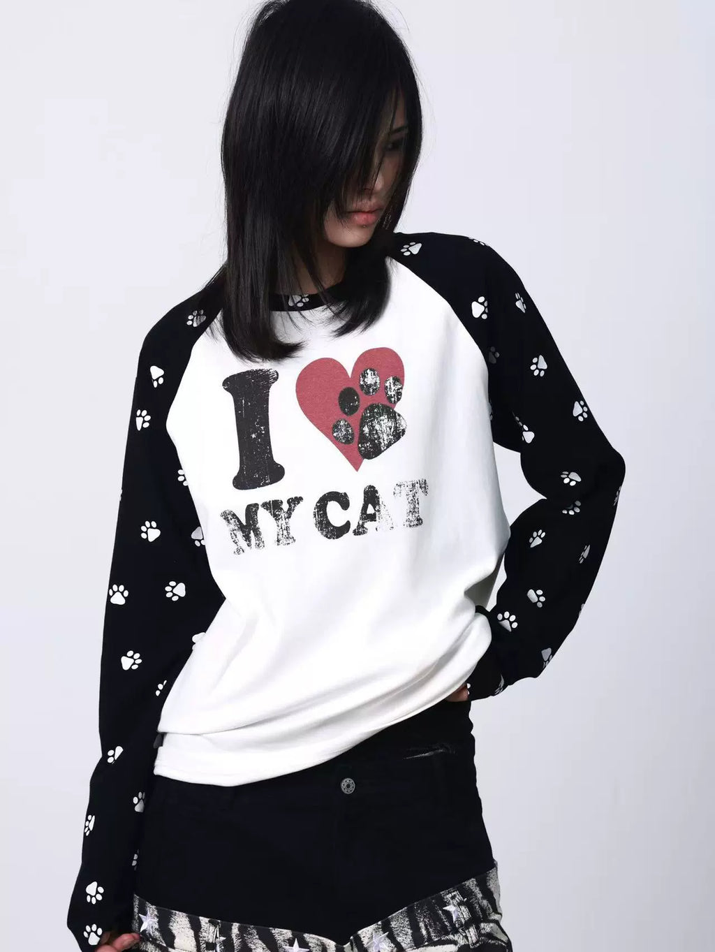DETW Love Cat Print Splicing Round Neck Long Sleeve