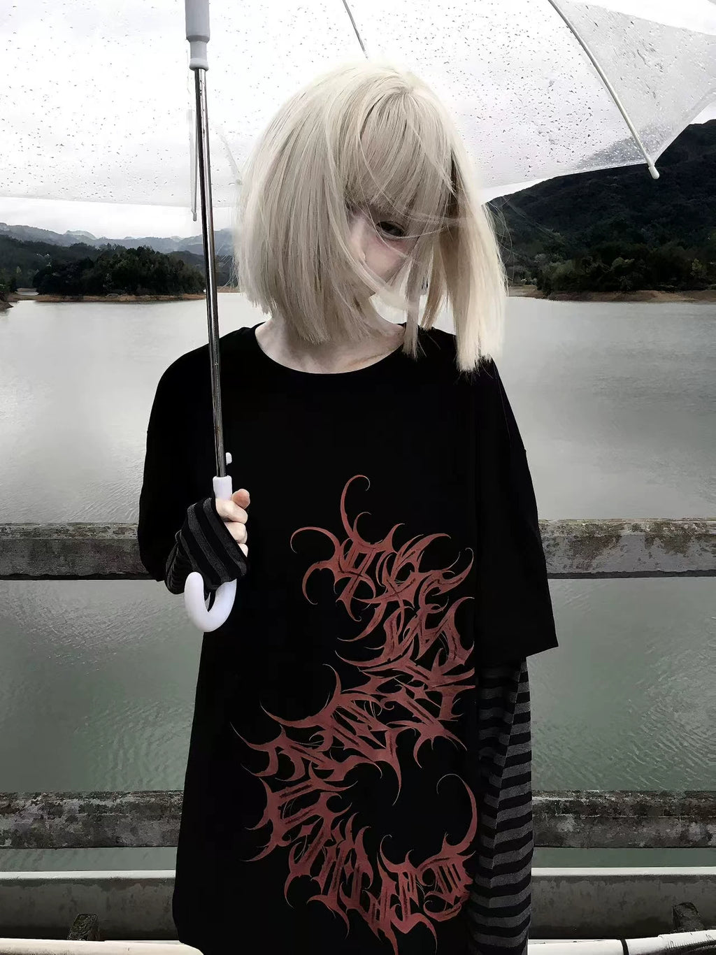 Wetbody Centipede Print Fake Two Long Sleeves