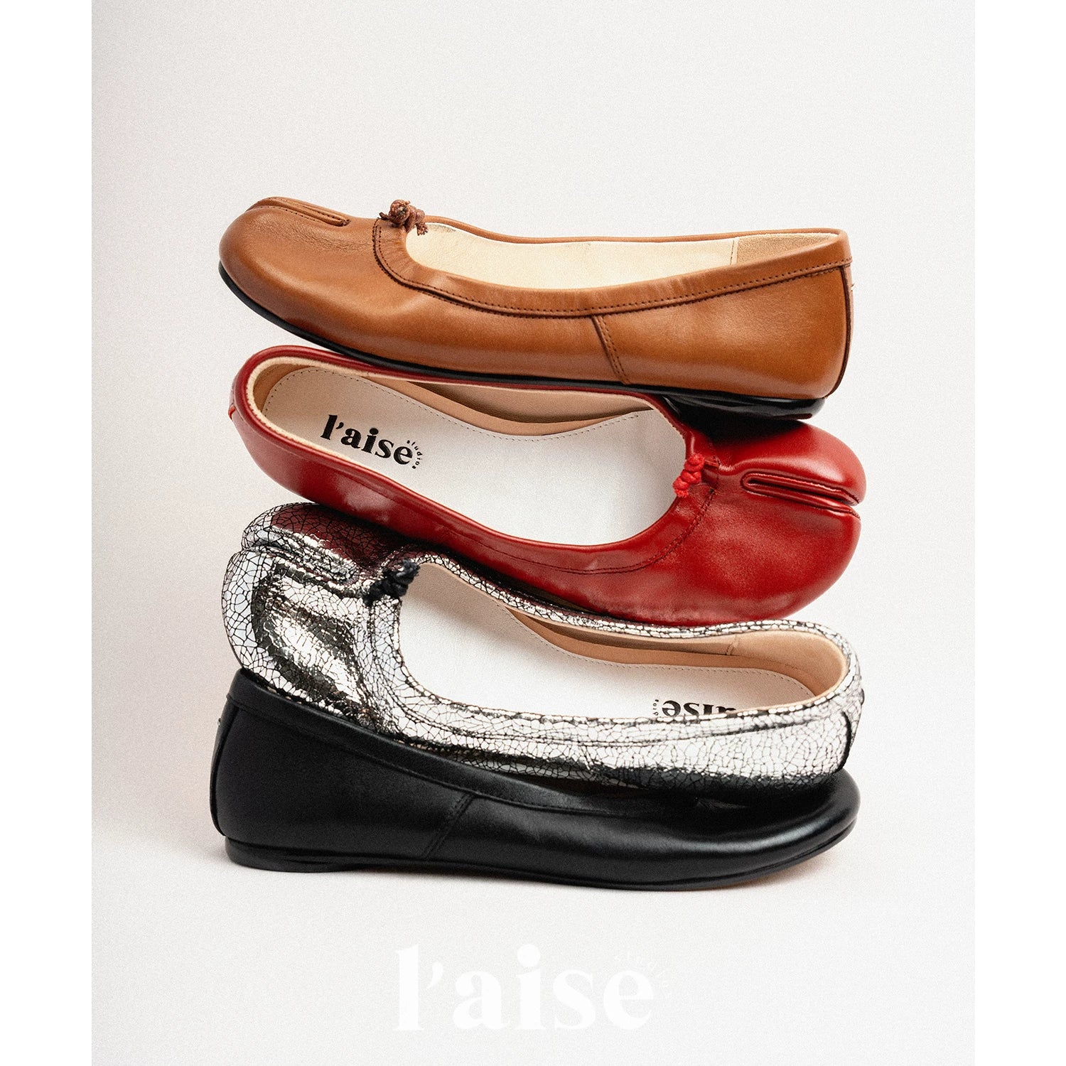 L'aise Flat-bottomed Light-mouth Split-toe Shoes