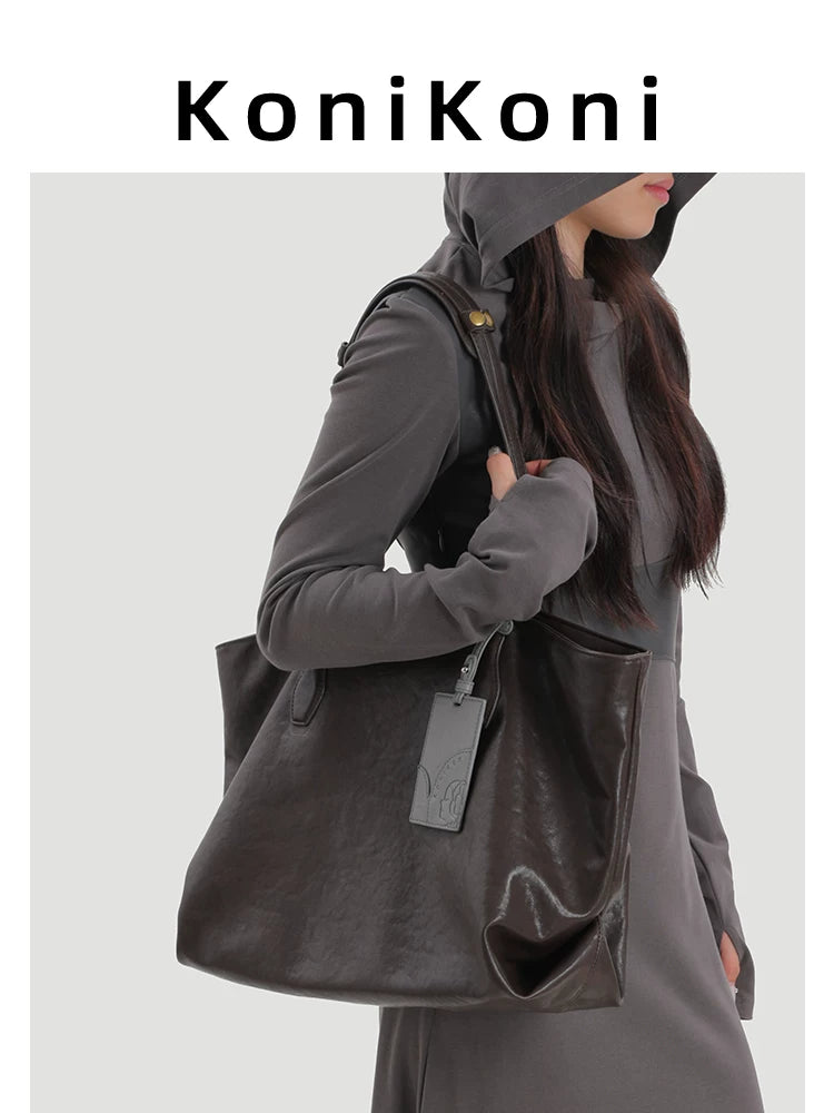 KoniKoni Niche Large Capacity Premium Textured Shoulder Bag