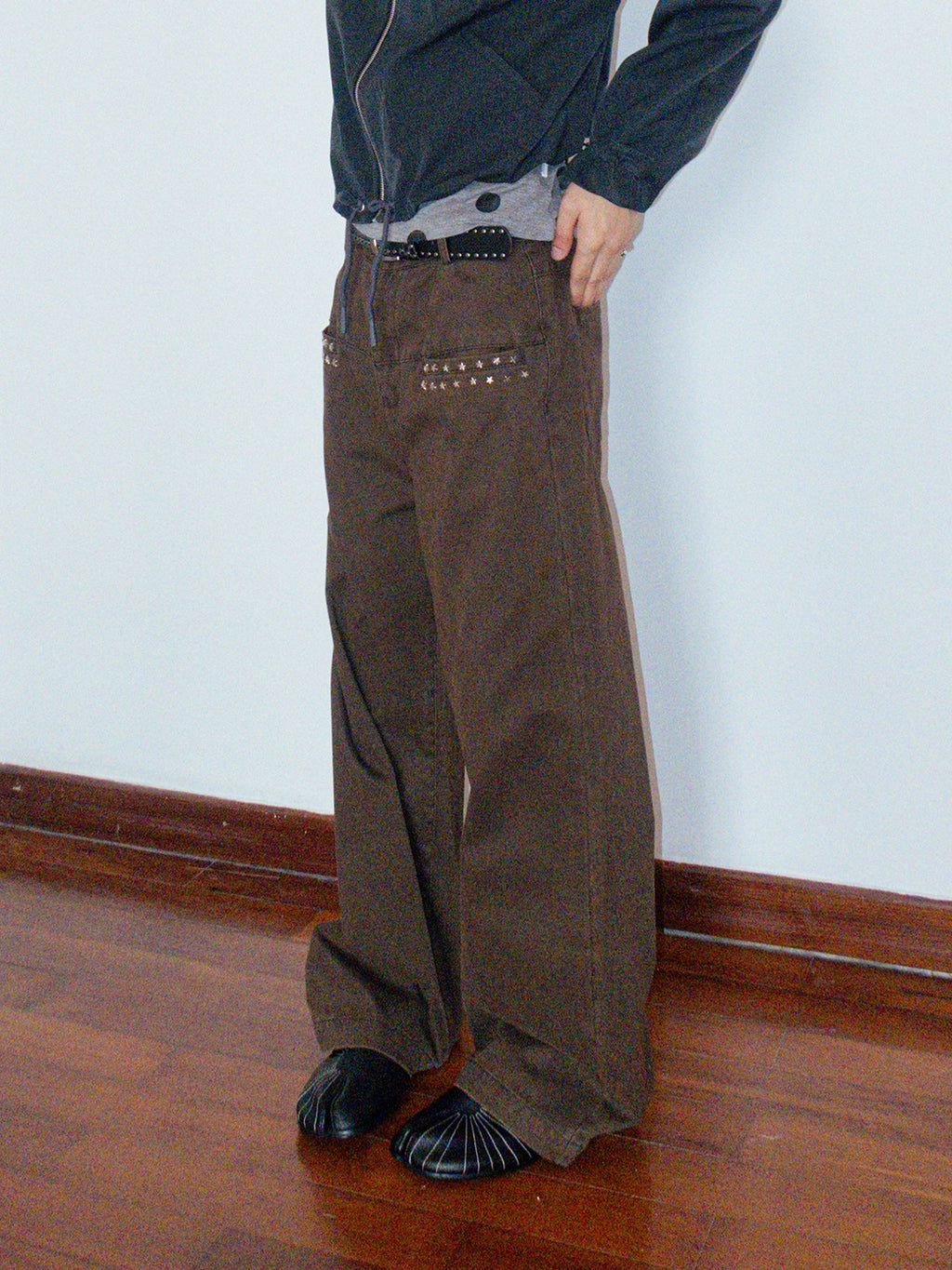 FUNKYFUN Star Rivet Trim Loose Straight Slacks