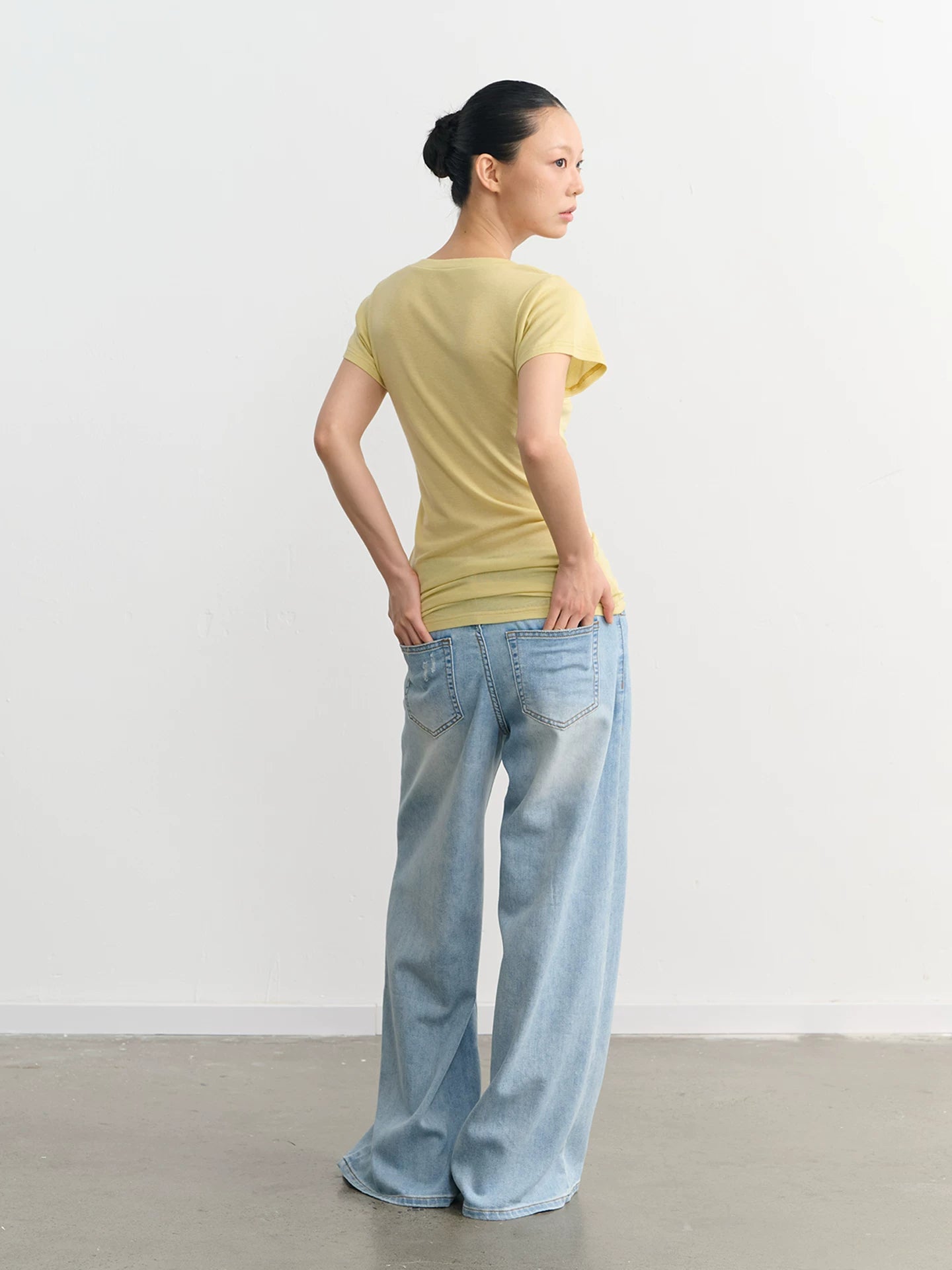 LINY LIBERTY Lazy Wind U Neck Slim Tee