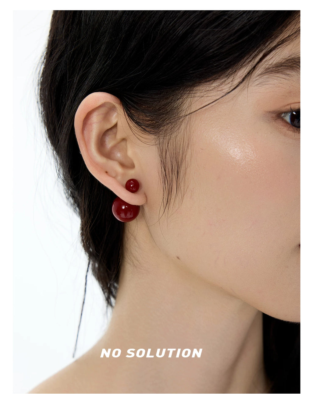 NO SOLUTION Double Sided Bead Stud Earrings