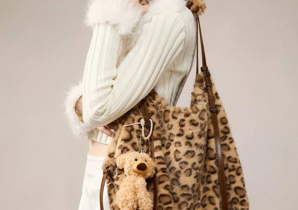 (Clearance) JACD Large Capacity Fluffy Leopard Print Bag
