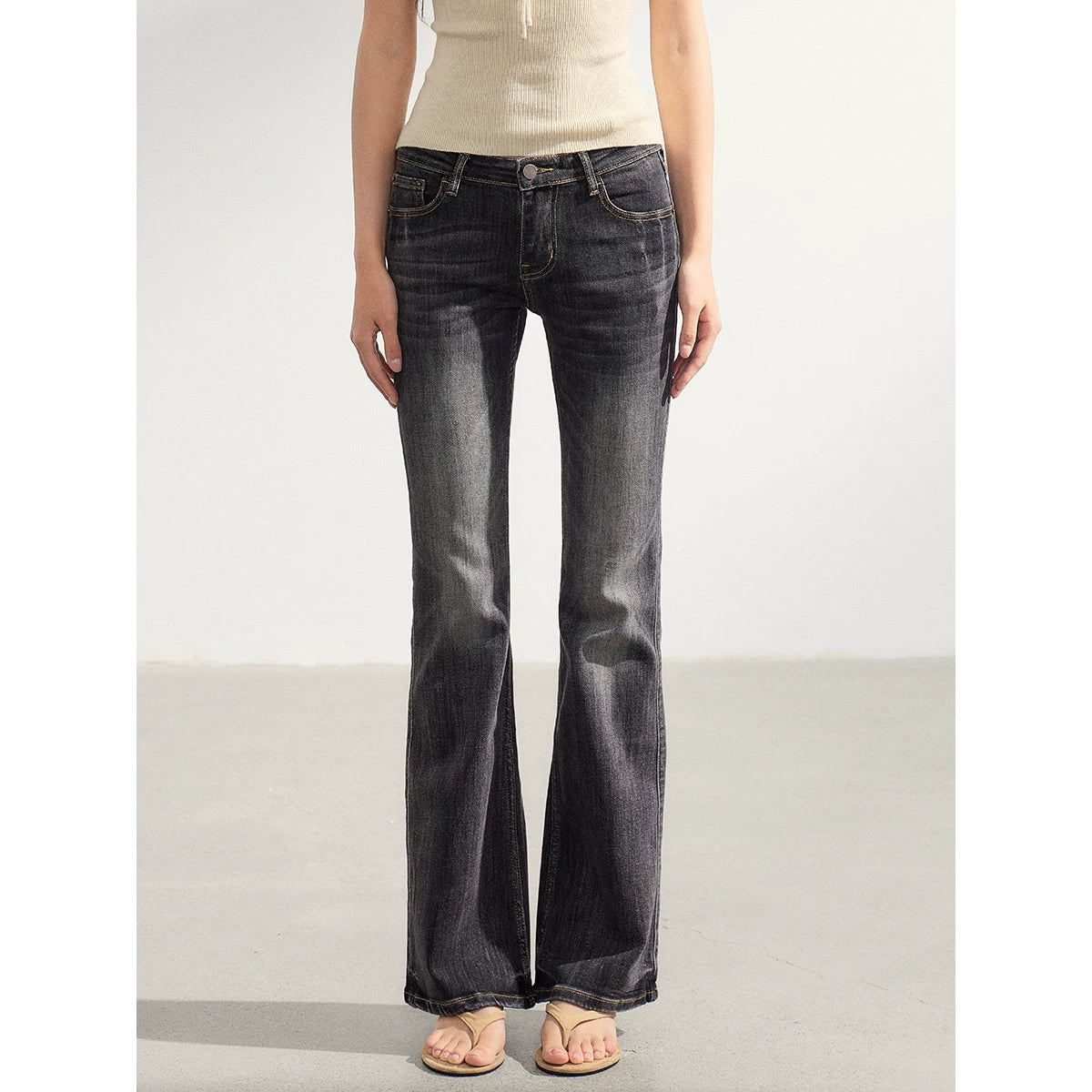 WITHMIN Low-rise Slim-fit Straight Jeans