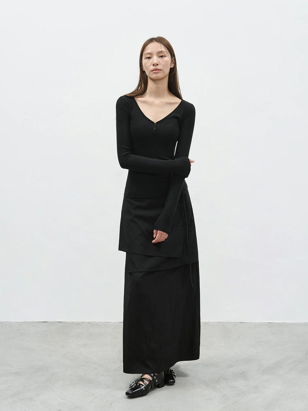 EIGHTHMONTH Irregular Laminated Slim Skirt