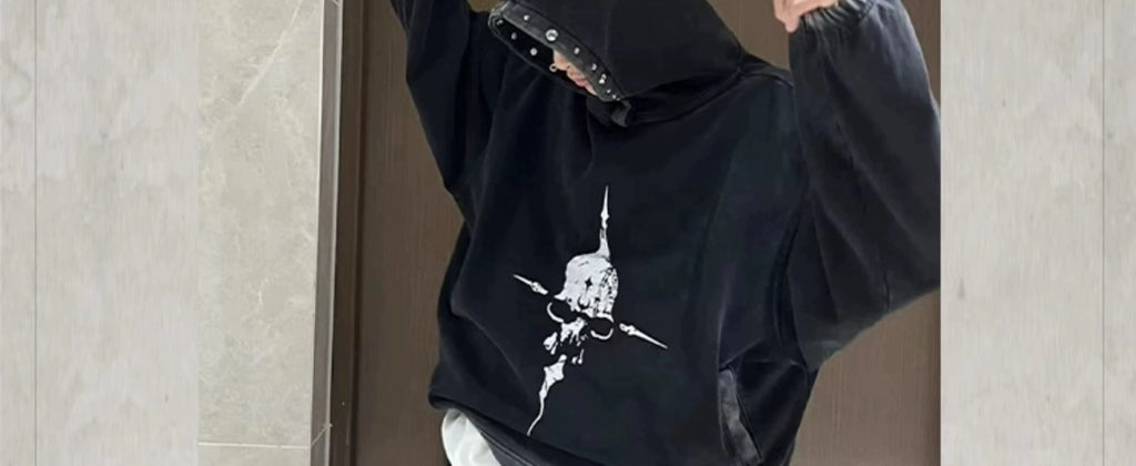 KONOOT Skull Print Washed Rivet Hooded Sweater