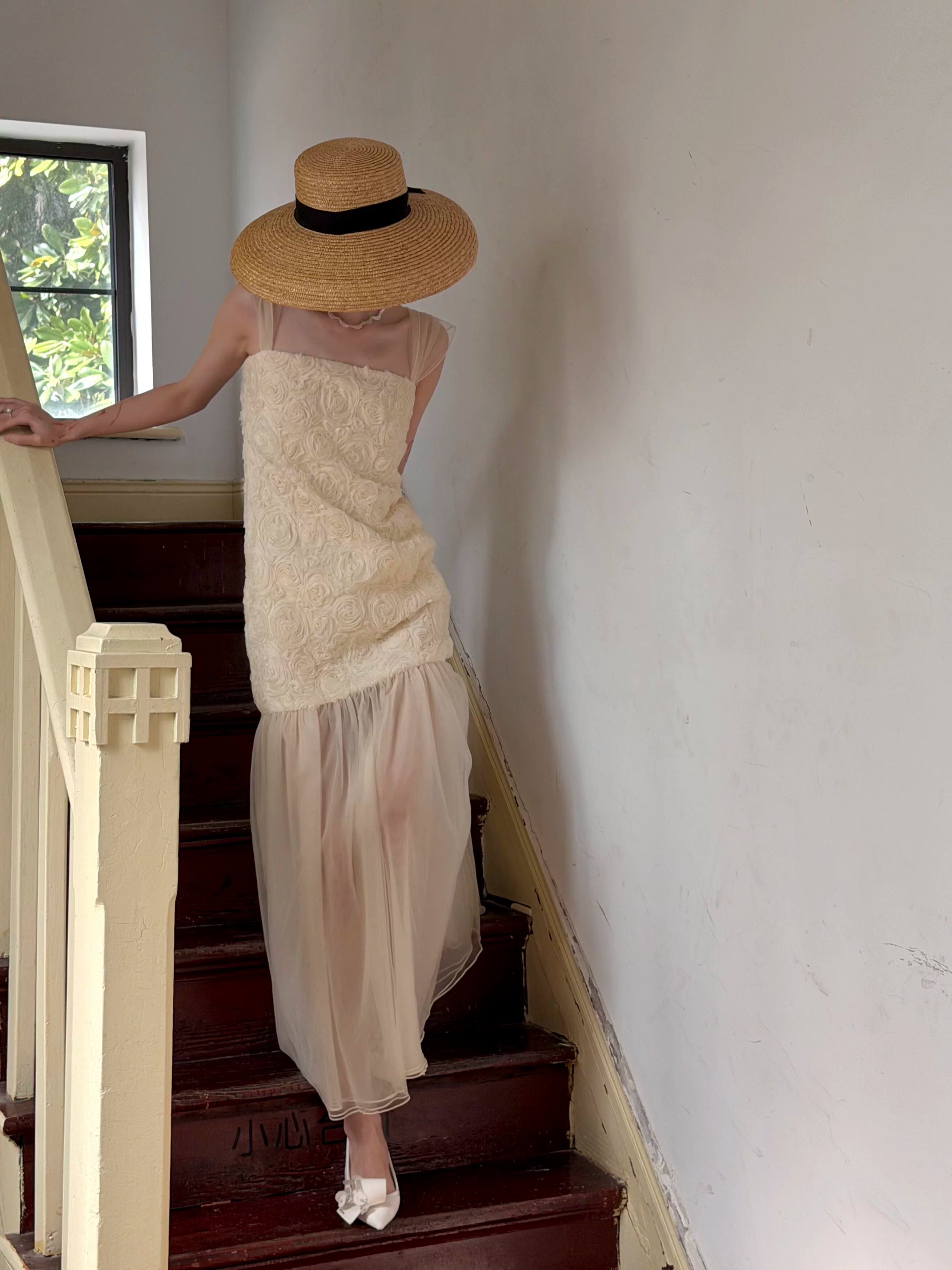 1S Yarn Tube Top Suspender Skirt