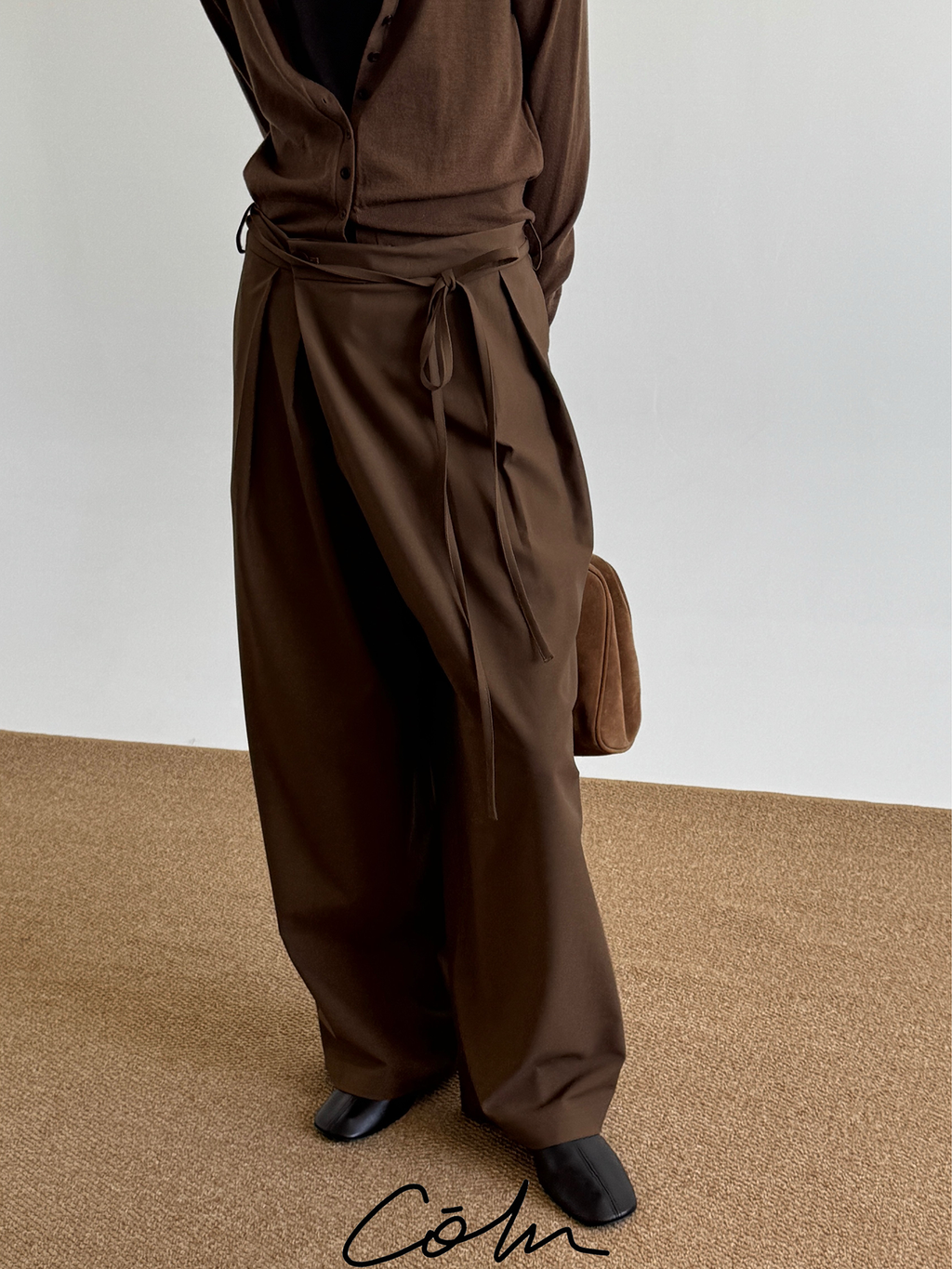 COLN Diagonal Placket Lace-up Loose Suit Pants