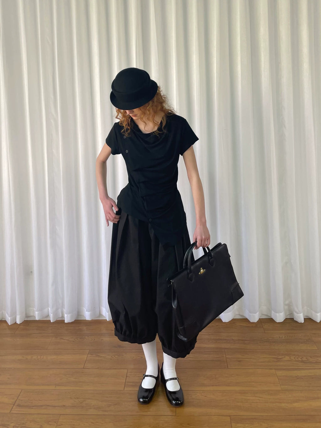 Loosesmell Chest Folds Thin Irregular Tee