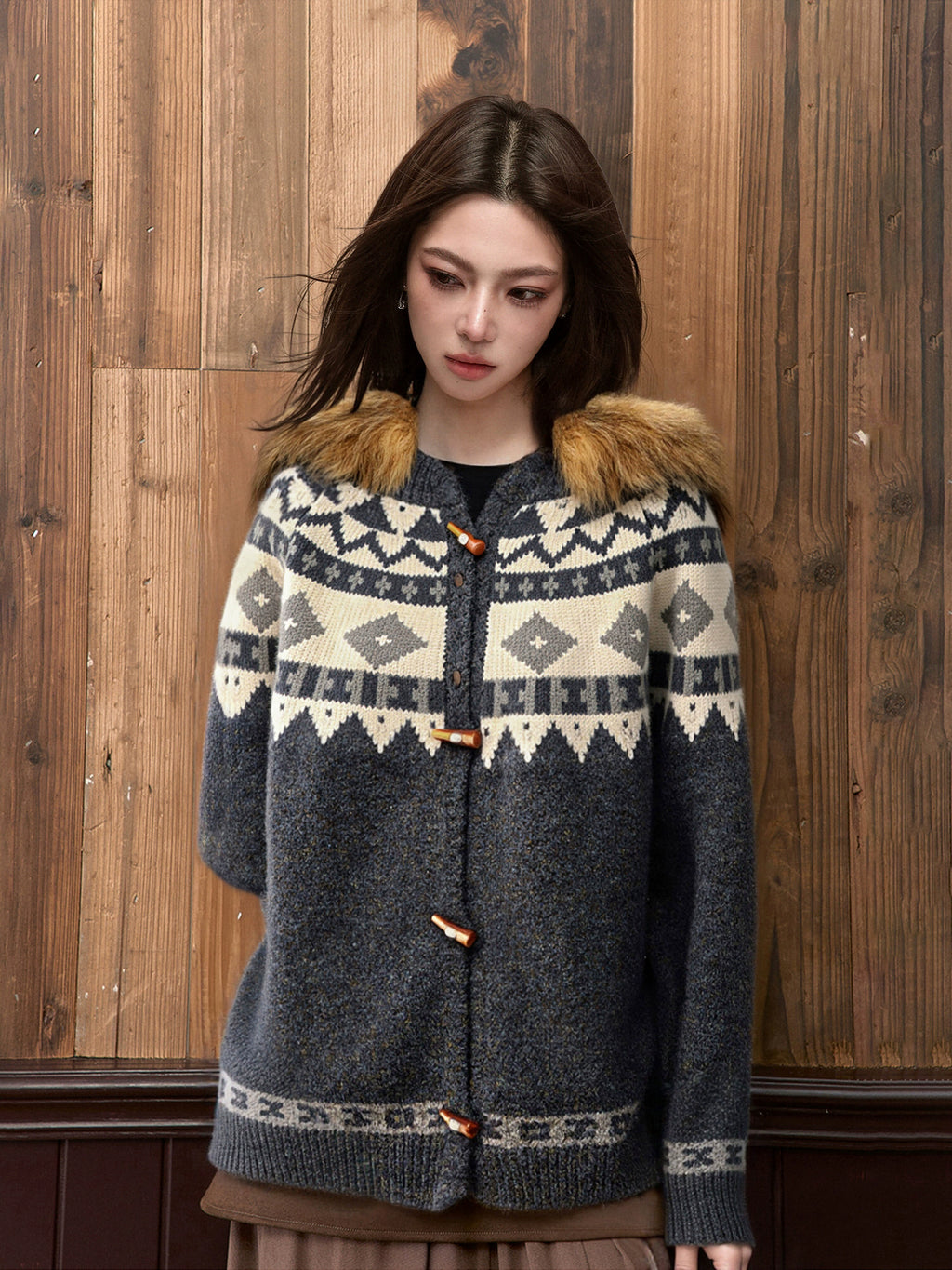 KDASE Horn Buckle Hooded Sweater Jacket