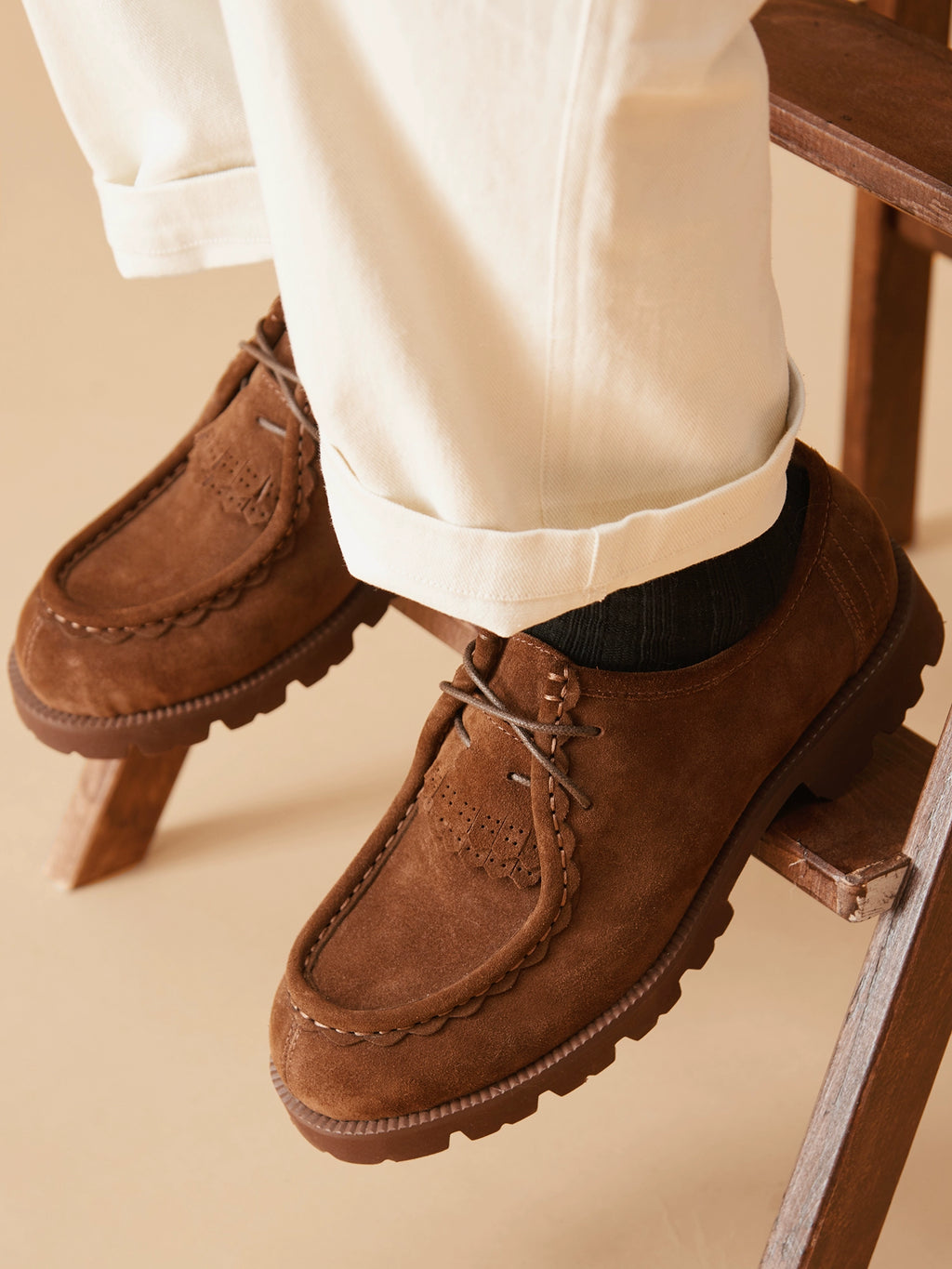 LIVINGTOWN Vintage British Casual Low-Top Lace-Up Kangaroo Shoes
