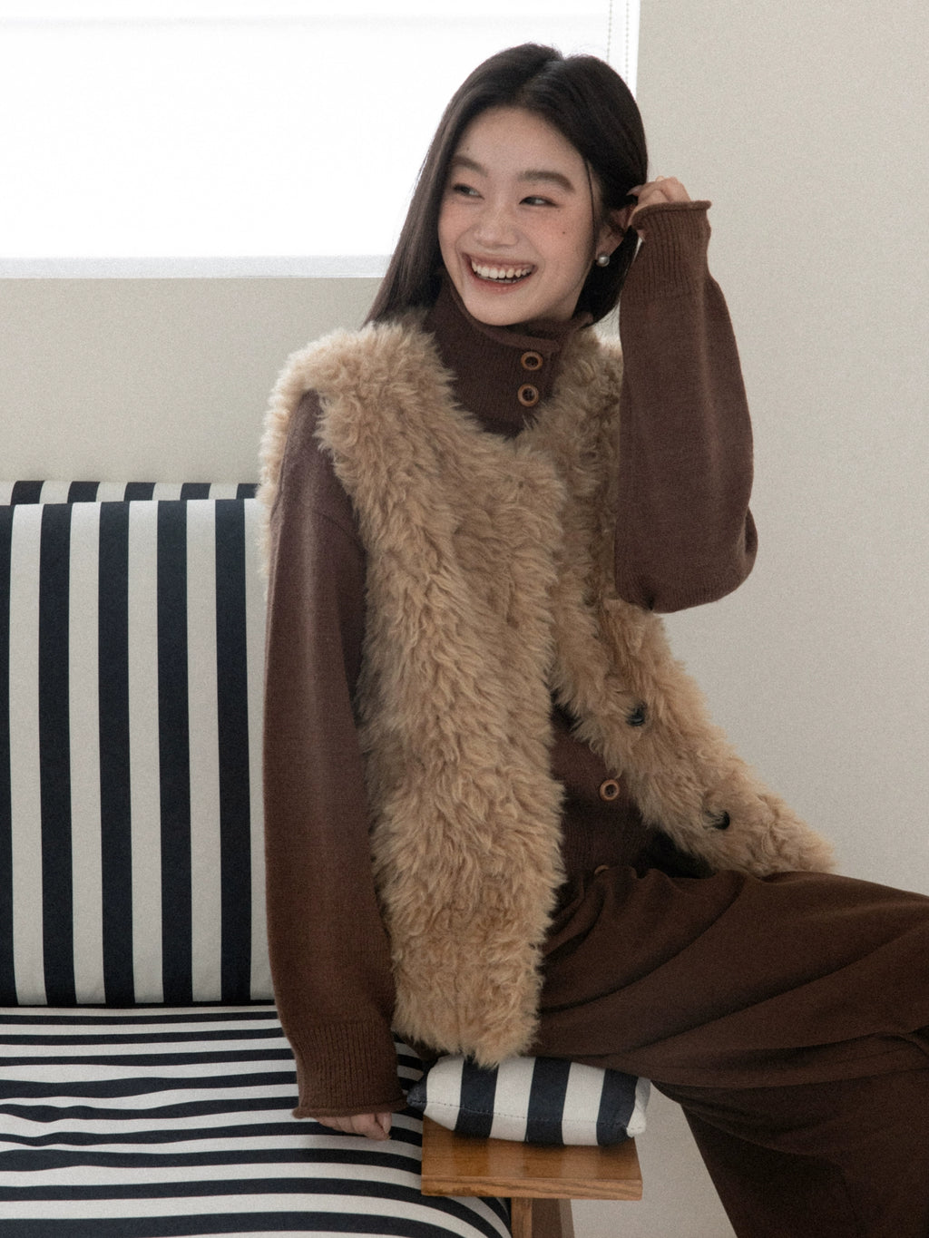 Cantonstory Retro Simple Round Neck Stacked Wearing Versatile Thermal Vest