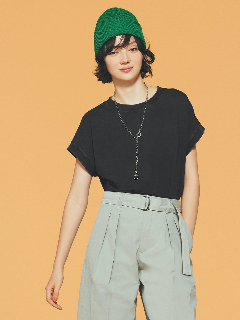 GU Retro Feeling Loose and Simple Tee