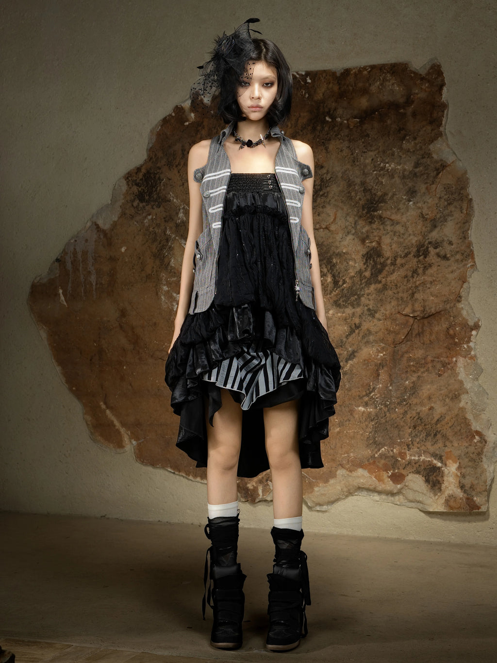 ARIADNAw Sleeveless Neck Vest Shirt