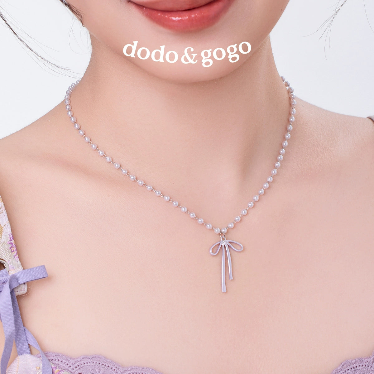 DODOGOGO Bead Chain Bow Necklace