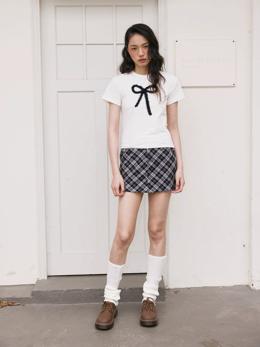 UnderStress Three-dimensional Plush Bow Front Shoulder Tee