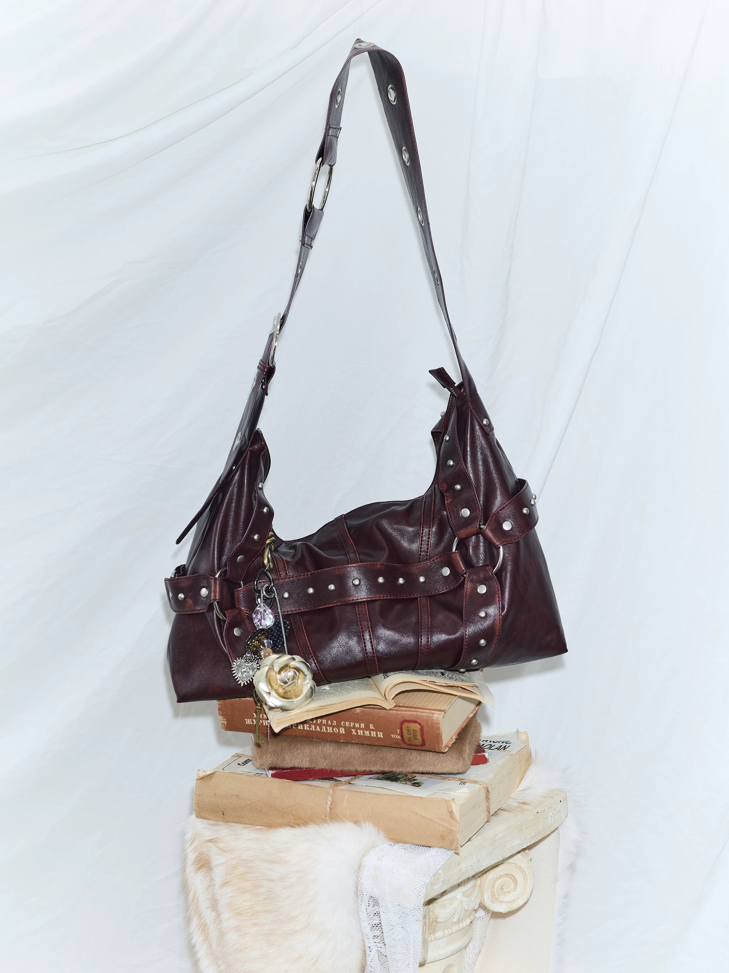 2Th Desire Vintage Rivet Crossbody Shoulder Bag