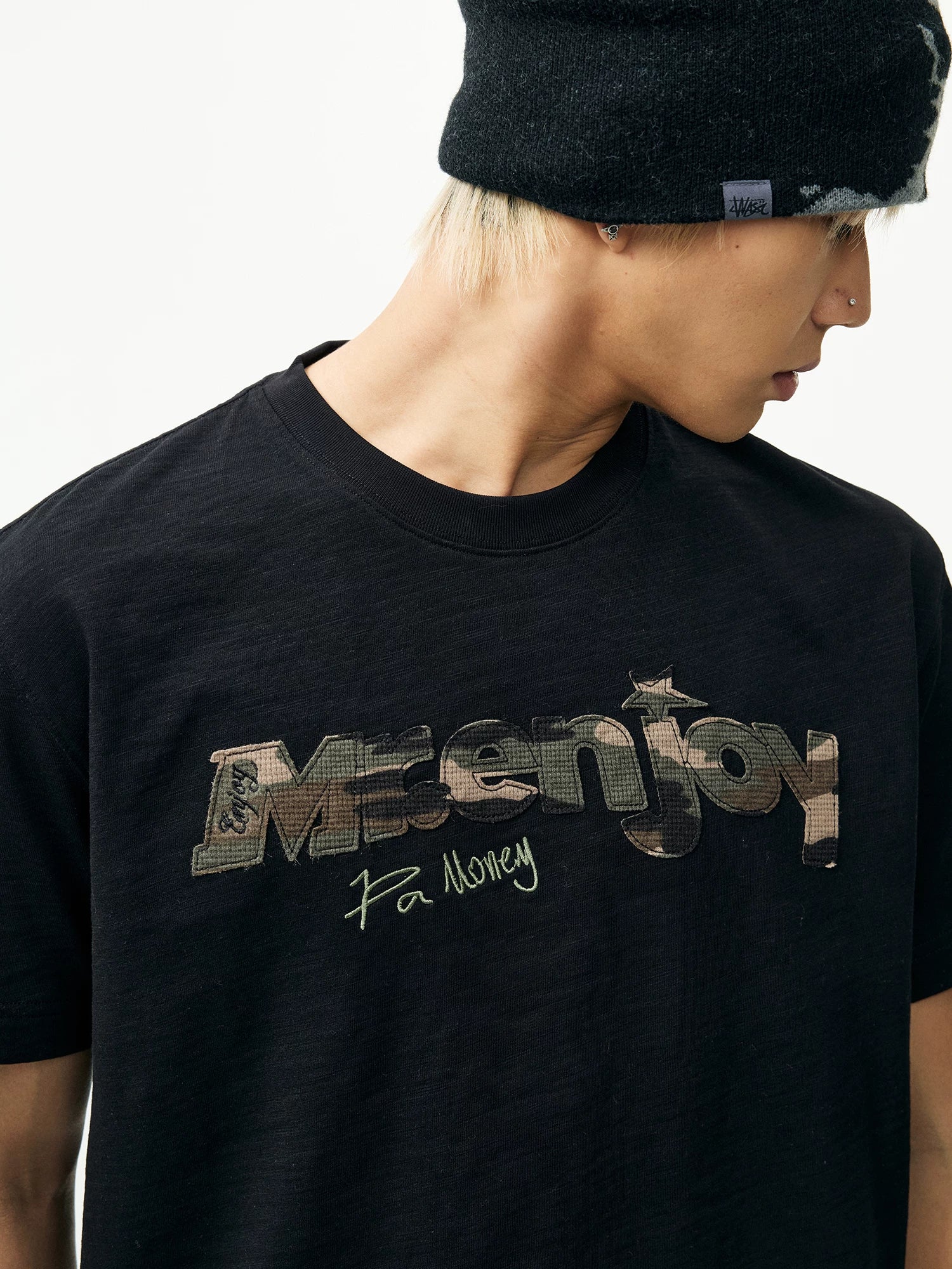 MEDM Cloth Embroidery Casual Round Neck Loose Tee
