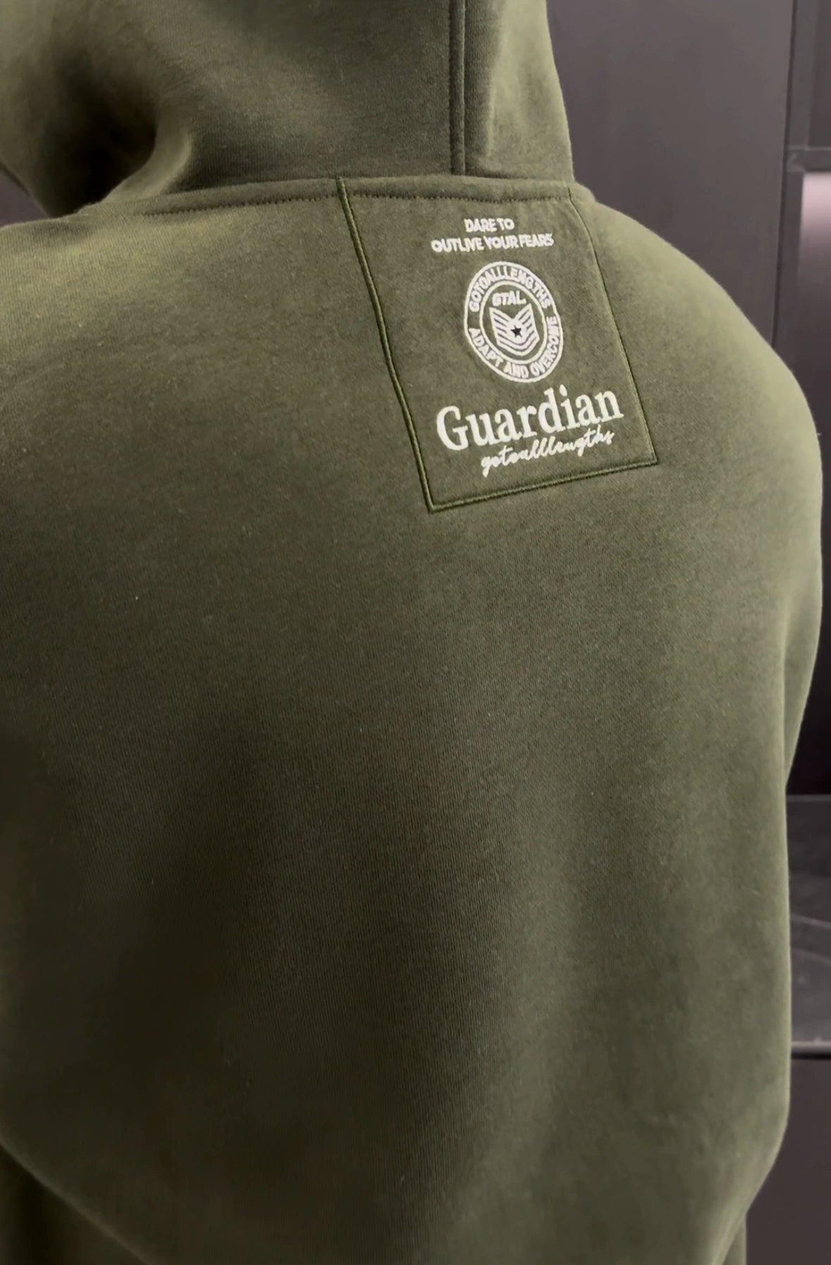 GTAL Three-dimensional Cut Embroidered Hooded Sweater