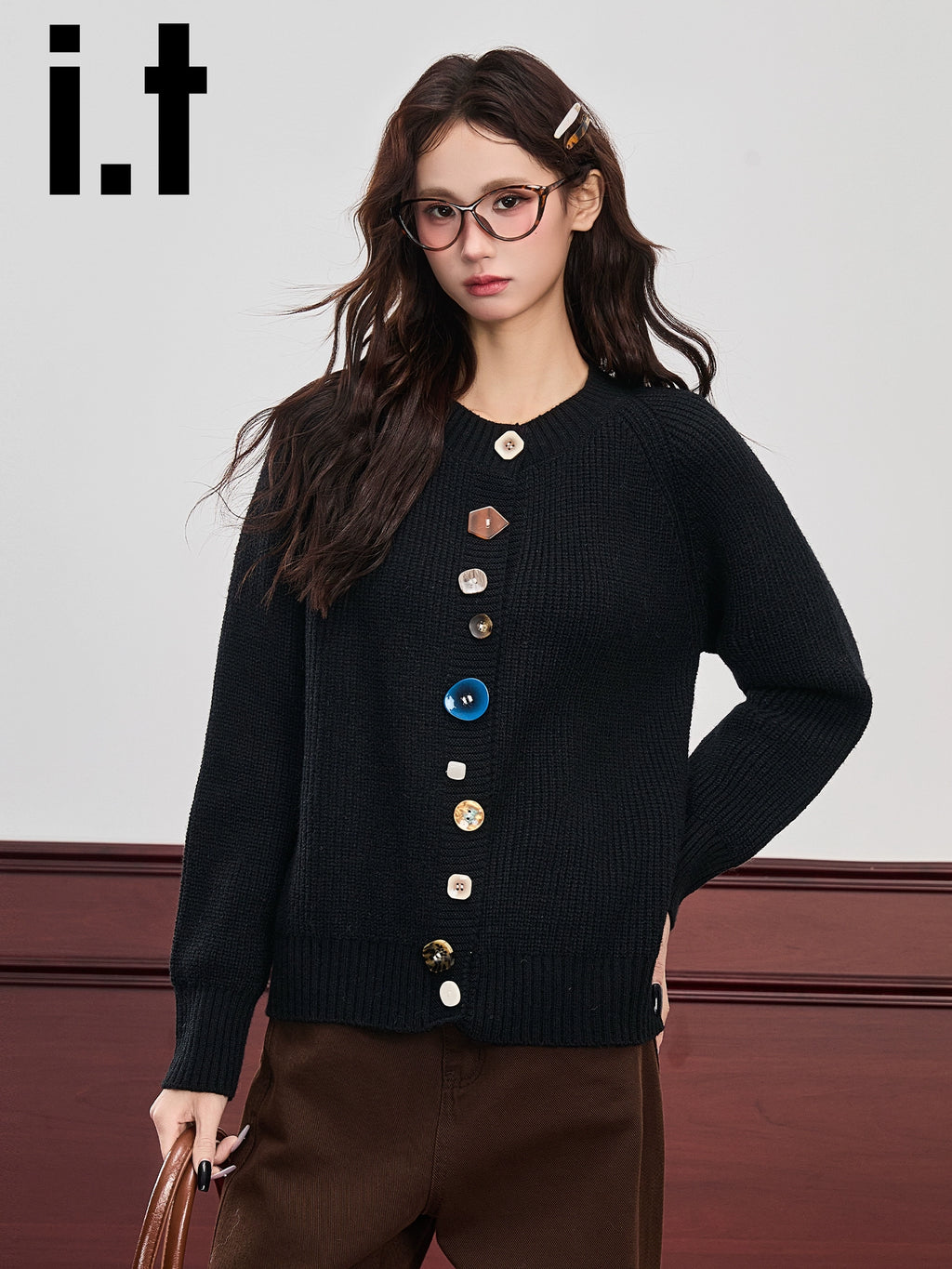 IT: CHOCOOLATE Button-down Knitted Cardigan