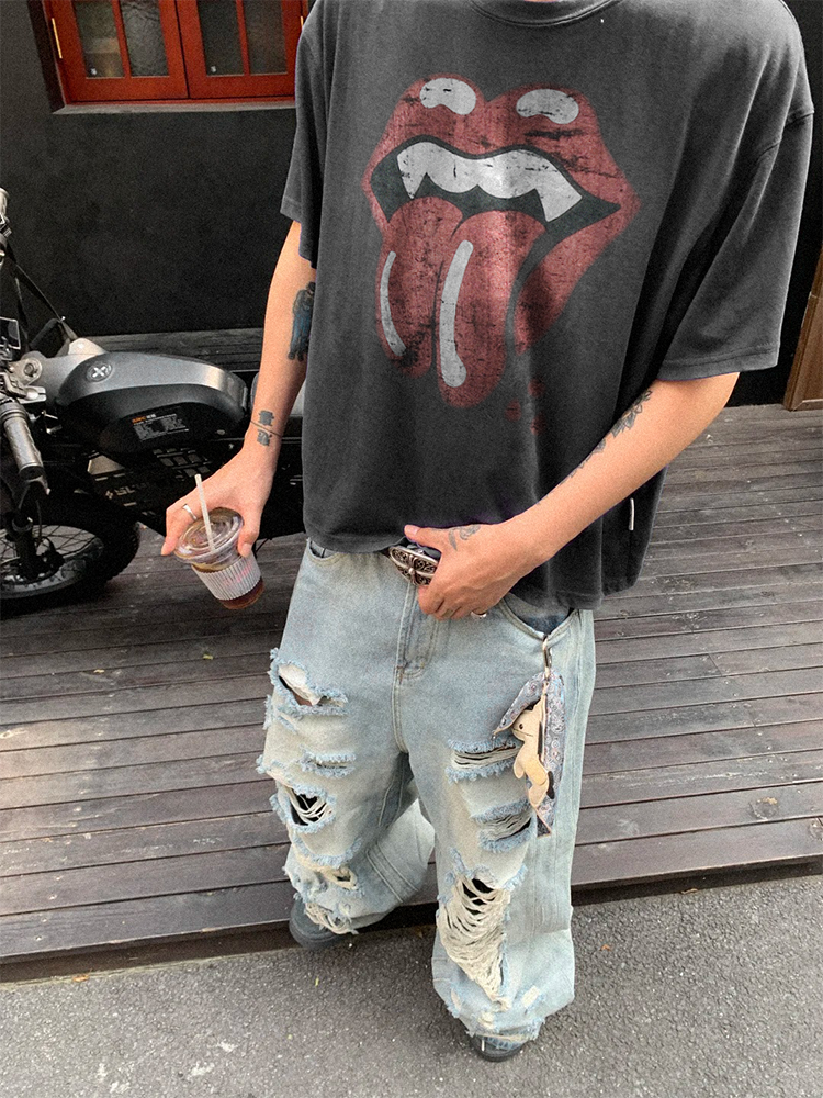 KONOOT Funny Mouth Print Crew Neck Tee