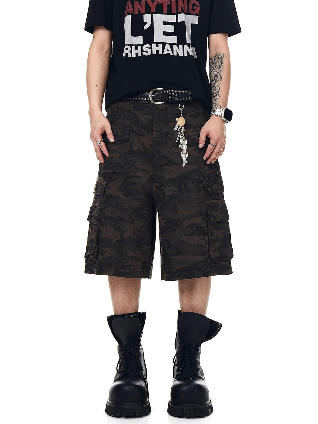 BLACKLISTS Multi-pocket Camouflage Tooling Shorts