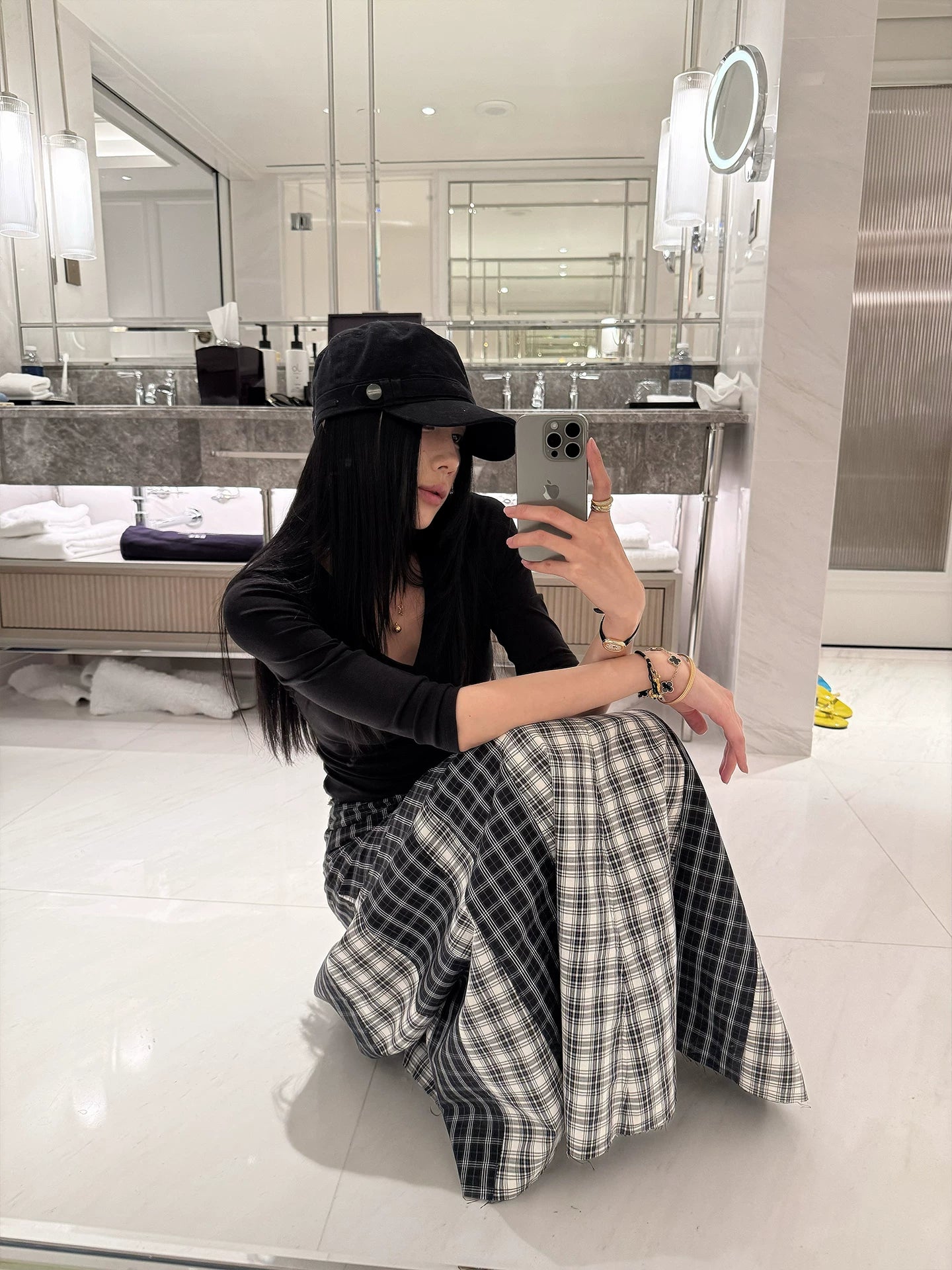 YOUNG KYLIN Retro Plaid Stitching Skirt