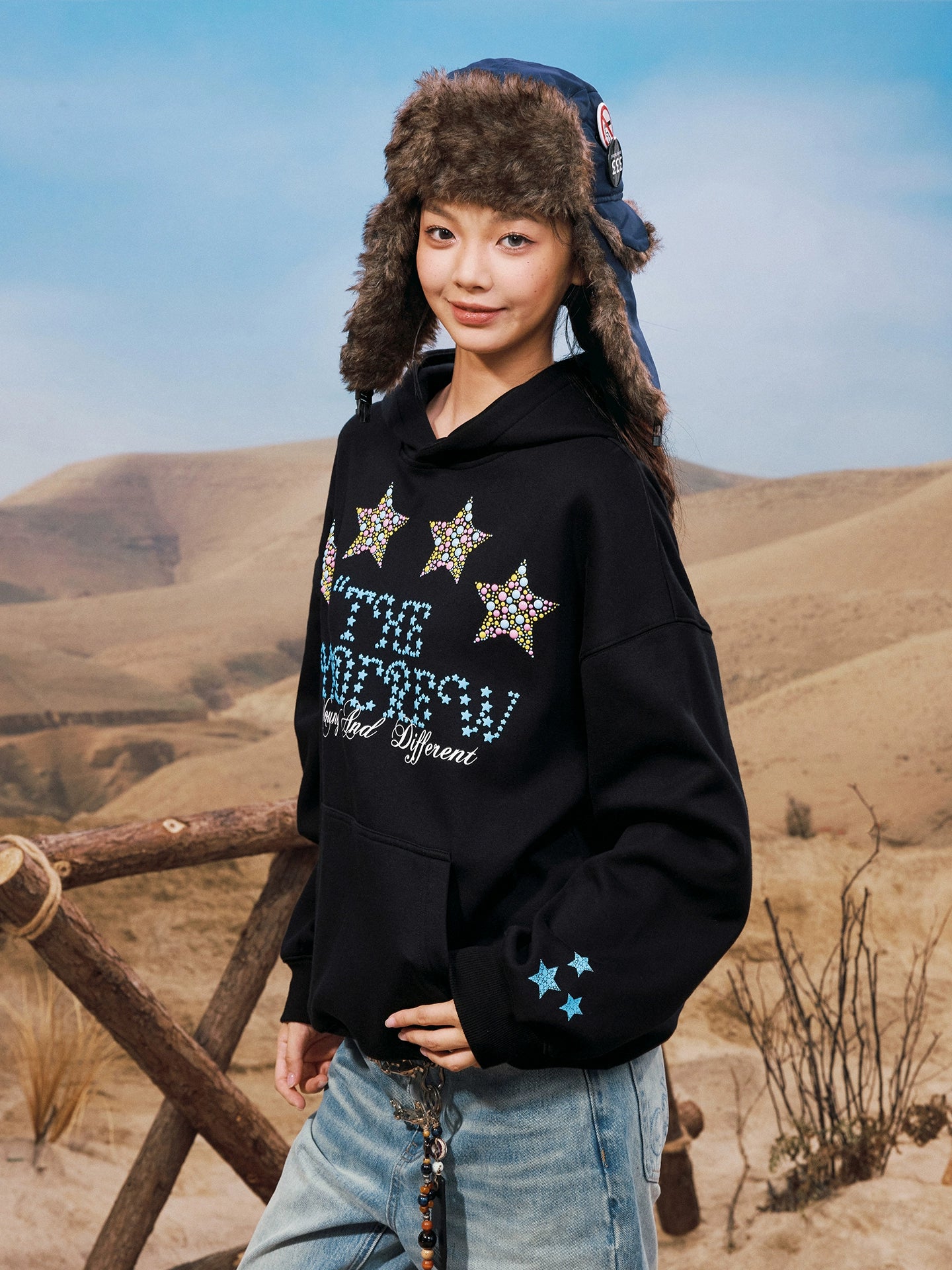 YADcrew Vintage Versatile Female Hot Bead Star Hooded Sweater