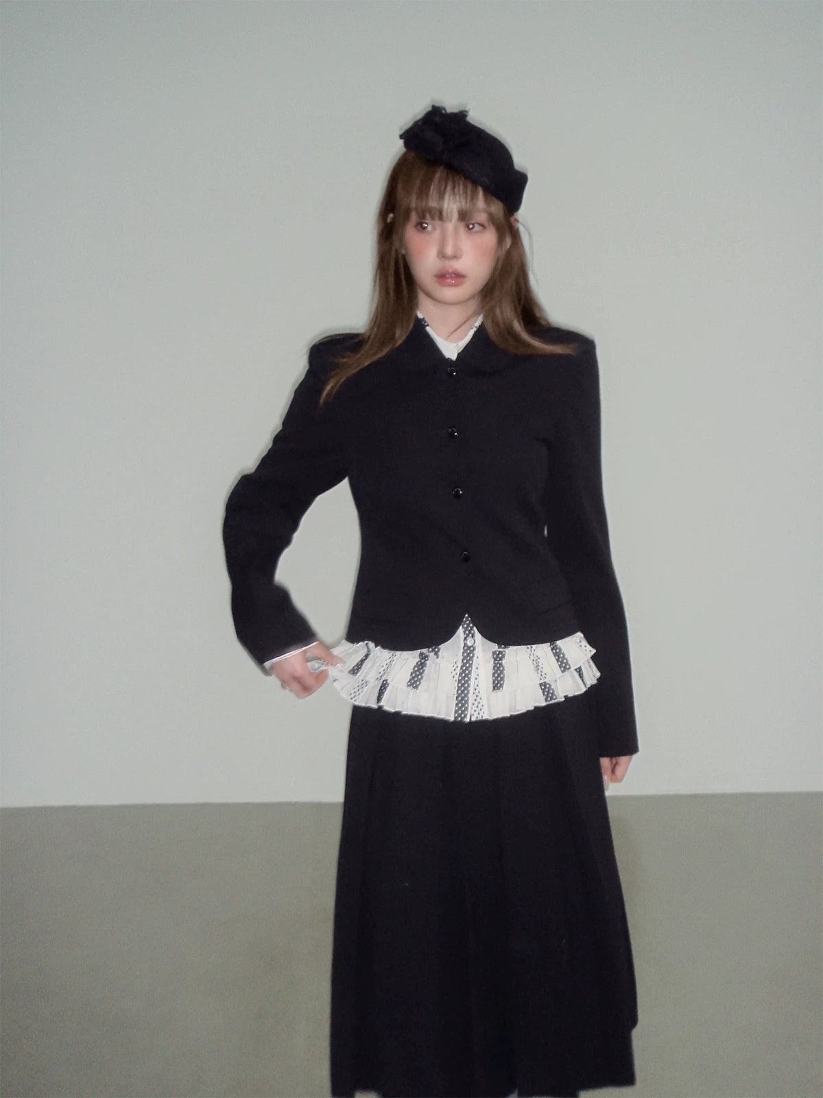 LOST FOREST Vintage Skinny Versatile Pleated Skirt Set