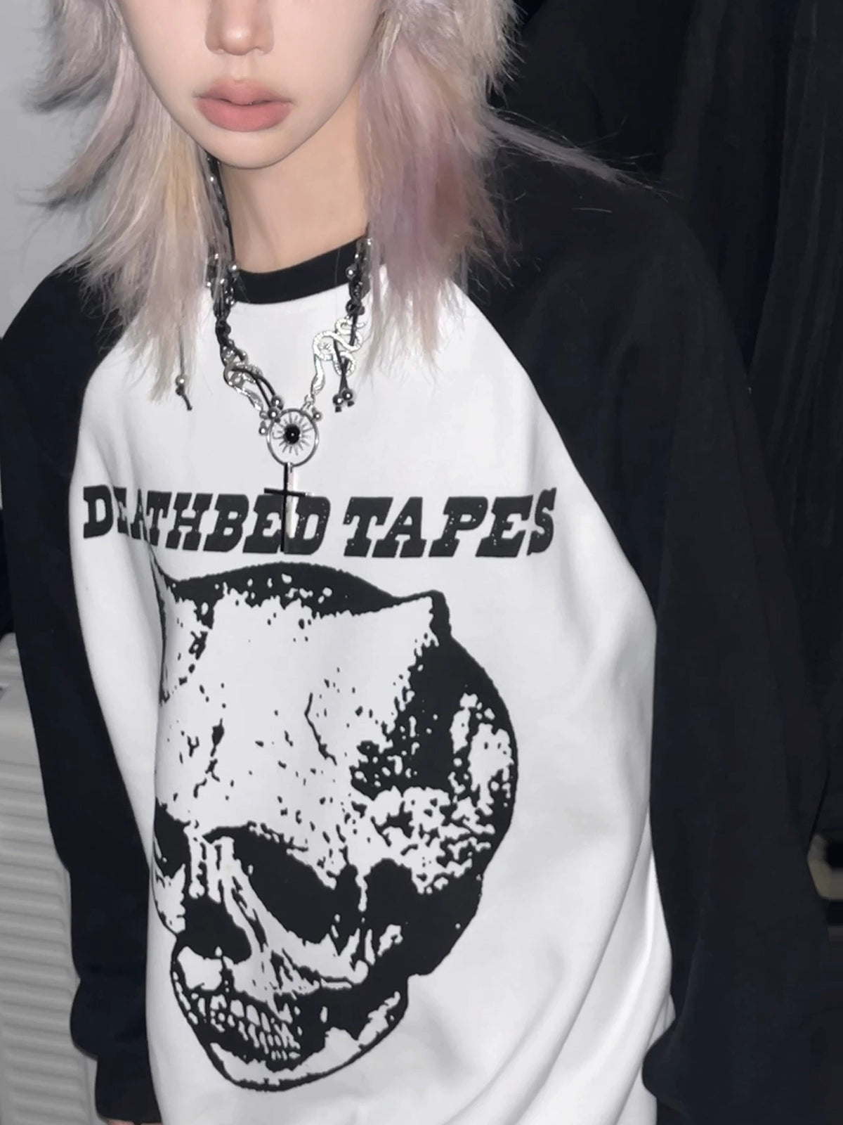 WETBODY Dark Street Loose Skull Top