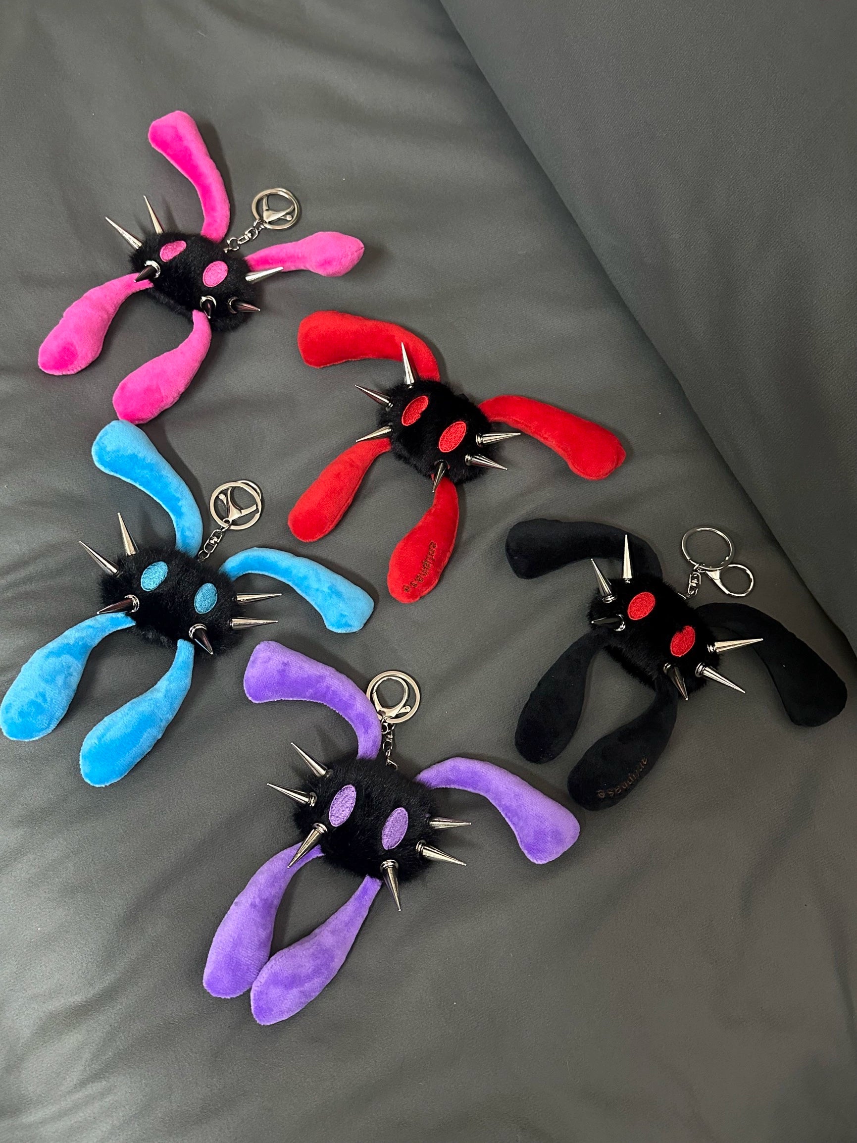 Antiphase Four-eared Rabbit Keychain Hanging Baby Pendant