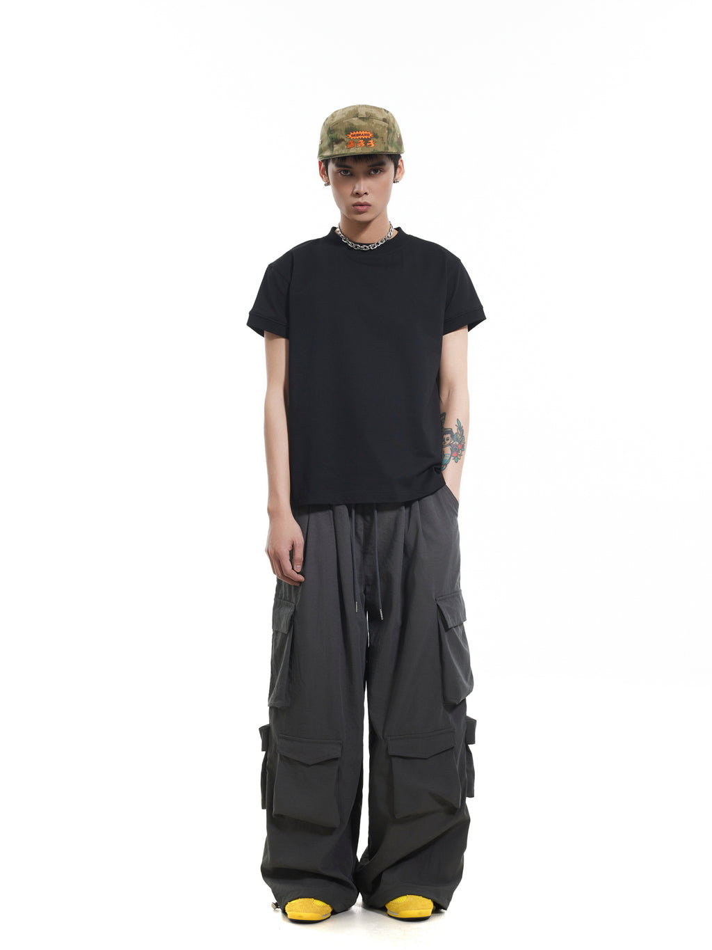 BTSG P0CKETS soft fabric multi-pocket drape Pants