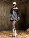 ARIADNAw Contrasting Striped Off-the-shoulder Knitted Long Sleeves