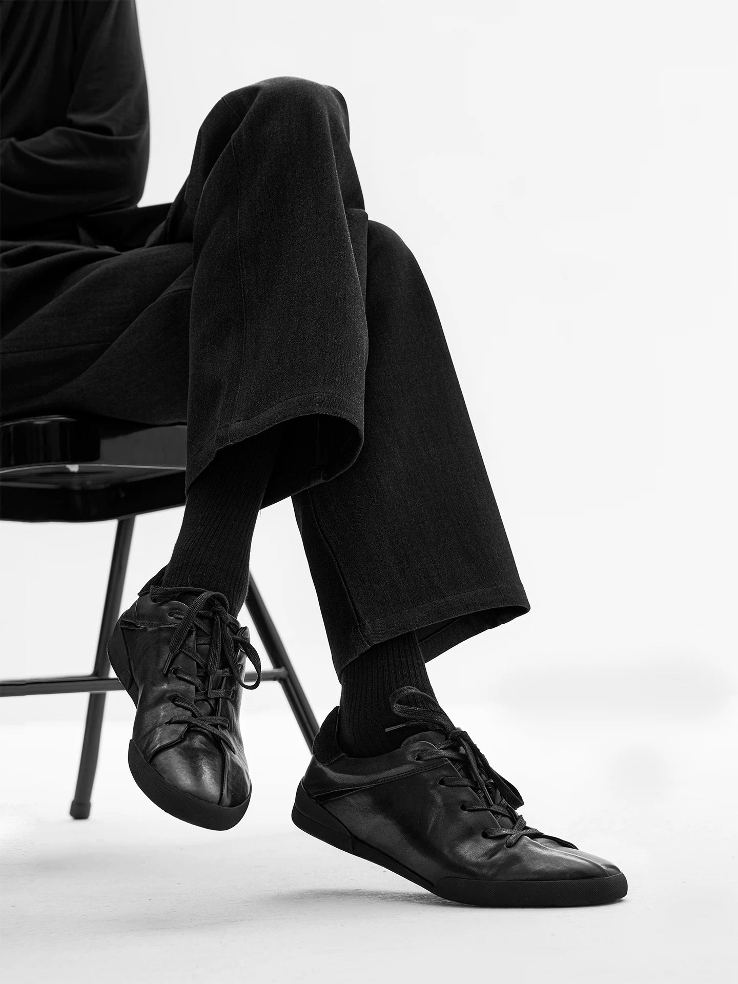 Slight Vogue Pleated Cut Flat Casual Leather Shoes