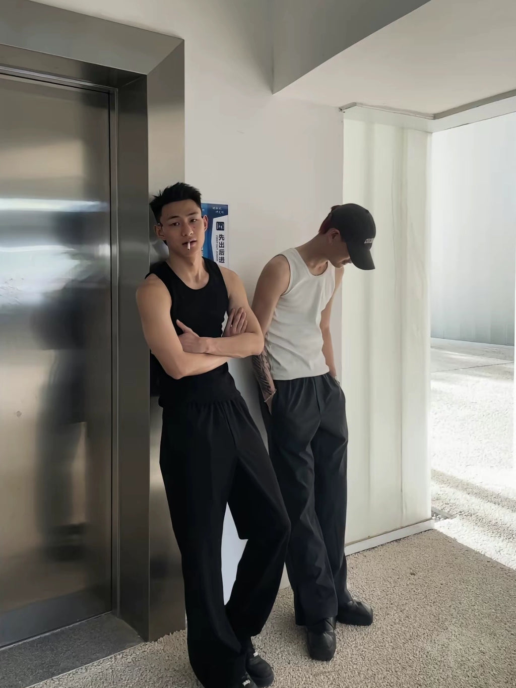 GTAL Threaded Bottom Shirt Sleeveless Tee