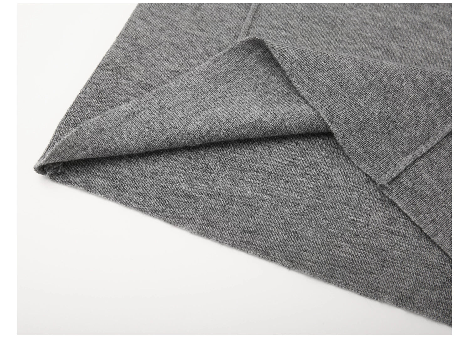 EIGHTHMONTH Slim-fit Knitted Sweater