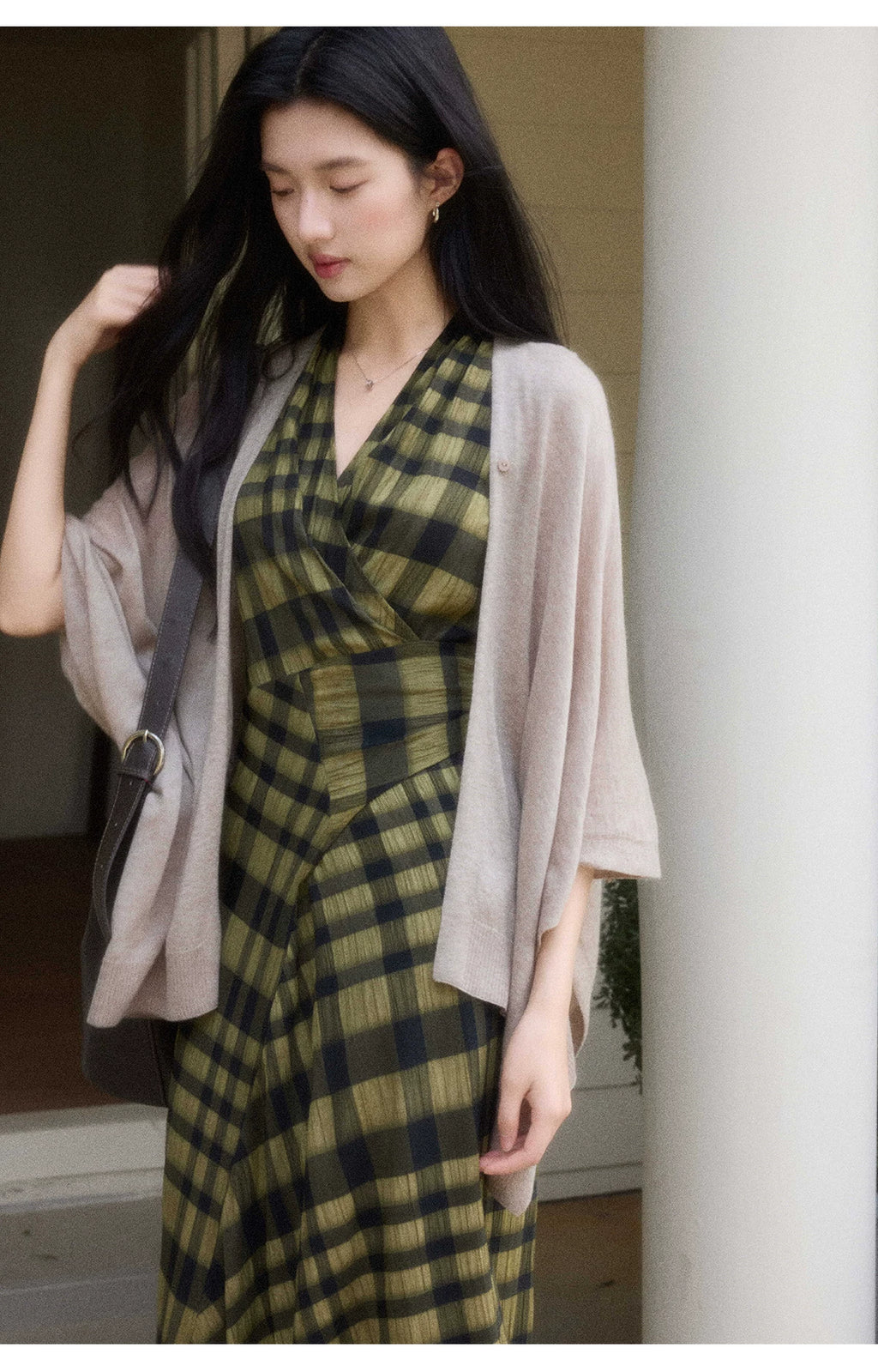 TYANG Retro V-neck Plaid Dress