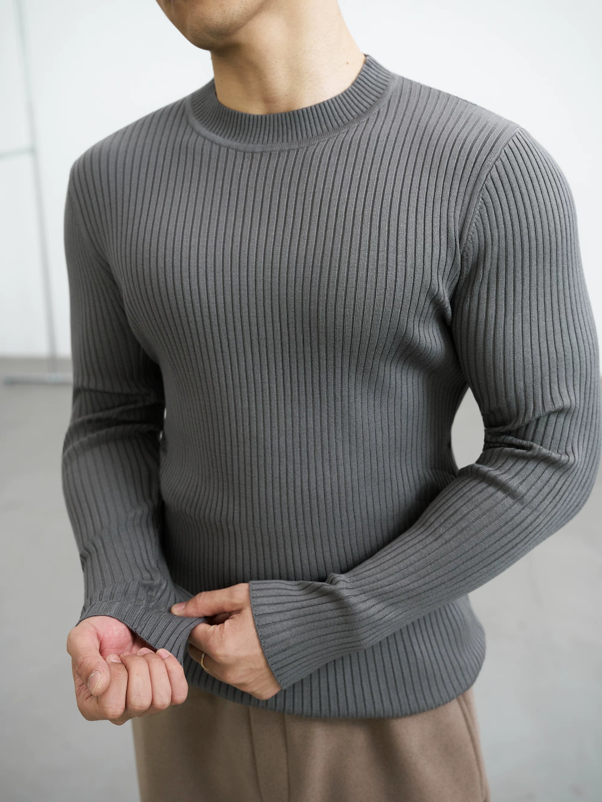 GTAL Striped Anti-Pilling Solid Color Slim-Fit Knitted Sweater Long Sleeves