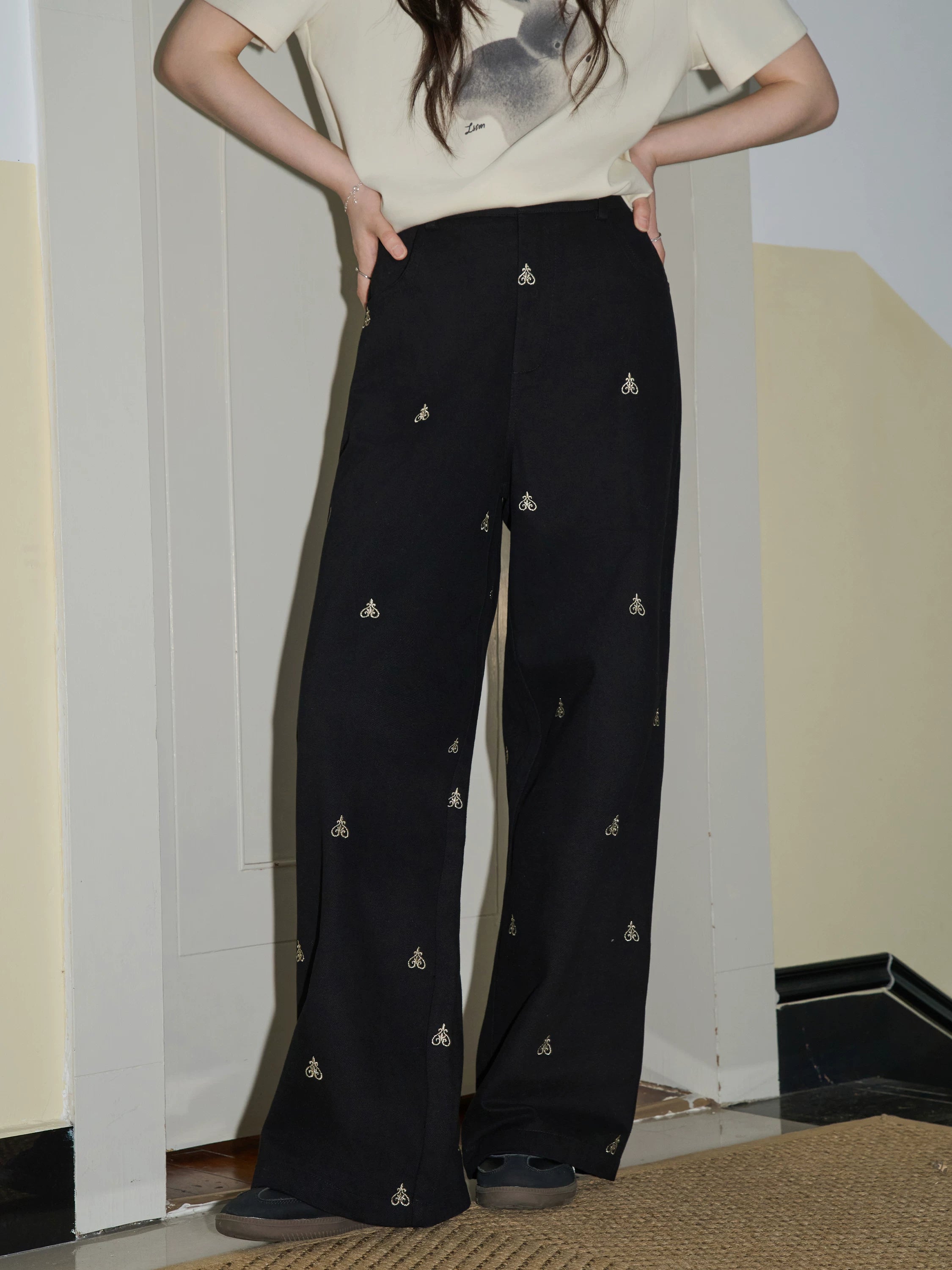 XUJING High-waisted Straight-leg Embroidered Slacks